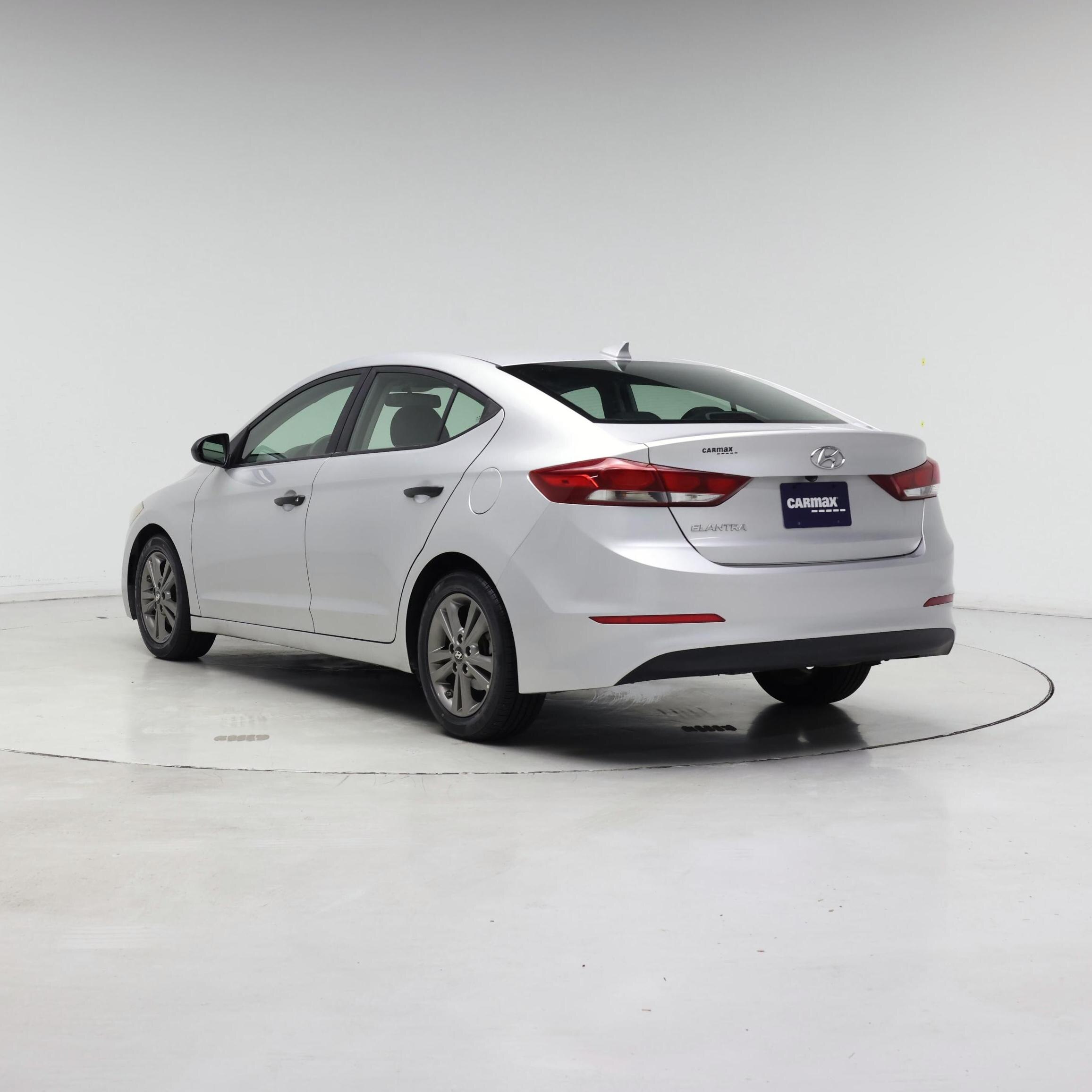 Thumbnail: 2018 Hyundai Elantra - 2
