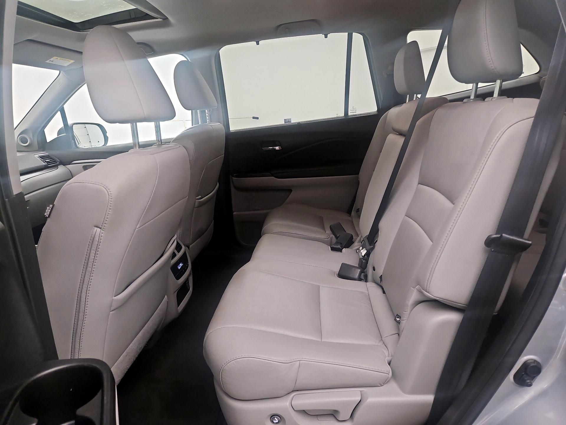 Thumbnail: 2021 Honda Pilot - 20