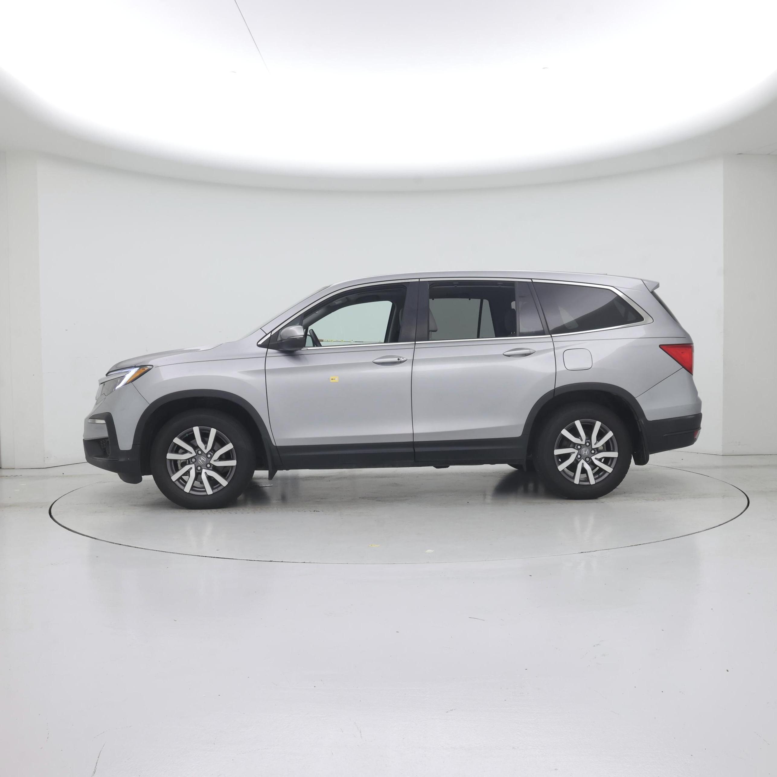 Thumbnail: 2021 Honda Pilot - 3