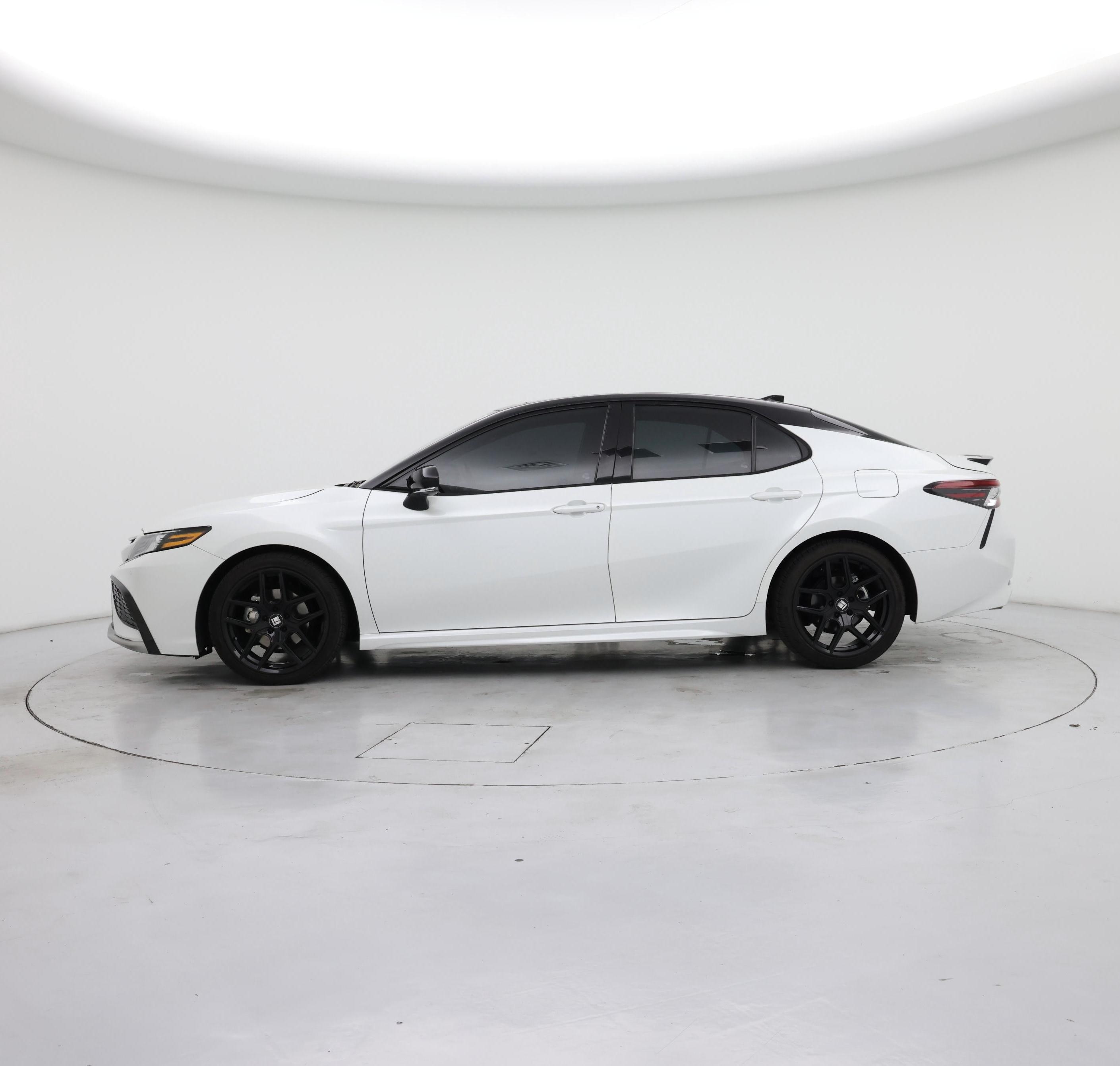 Thumbnail: 2023 Toyota Camry - 3