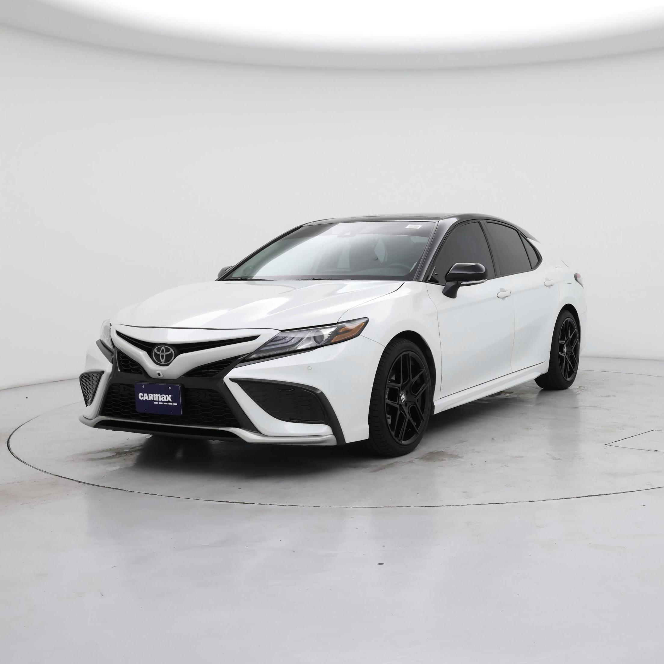 Thumbnail: 2023 Toyota Camry - 4