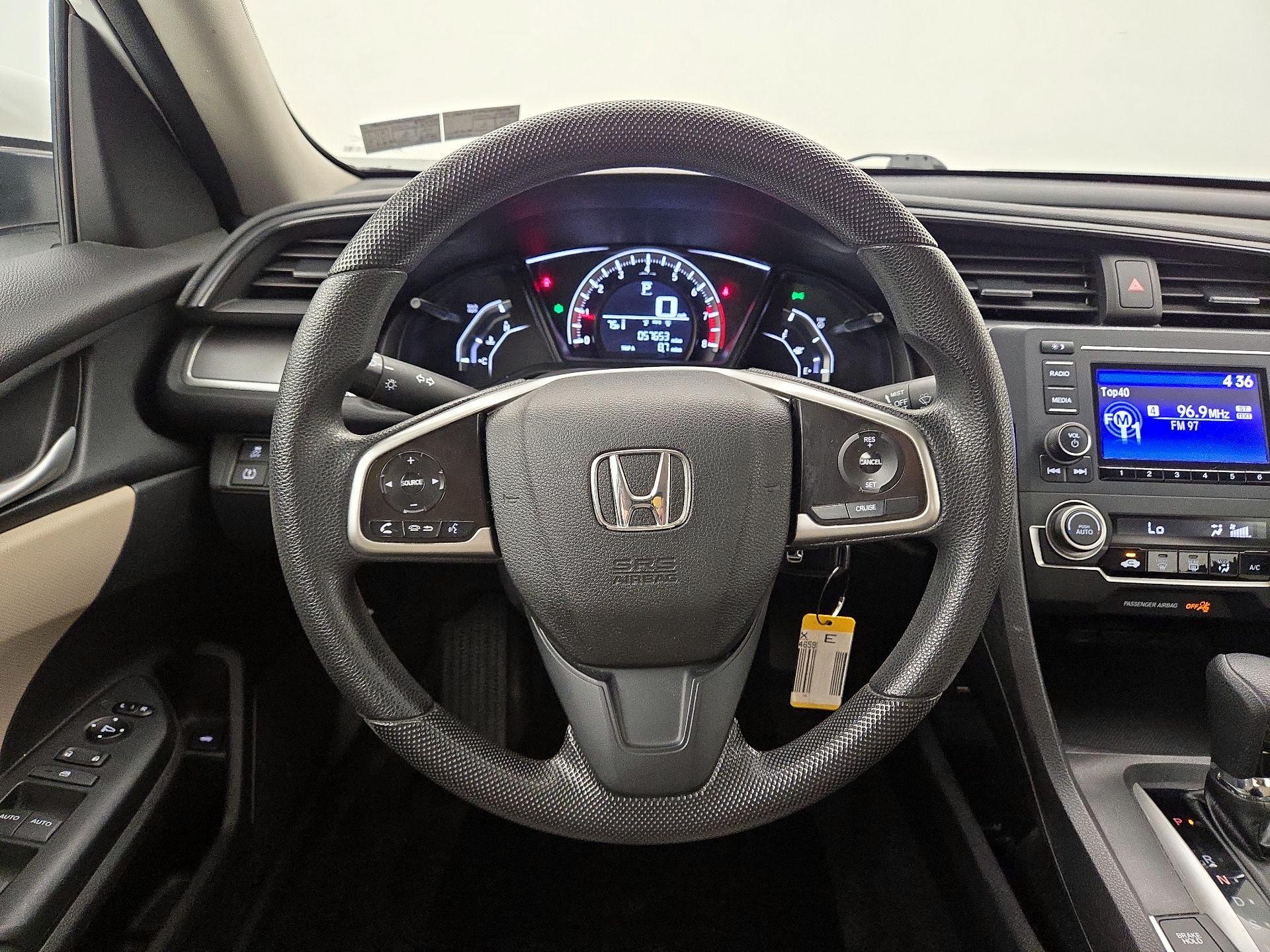 Thumbnail: 2016 Honda Civic - 10