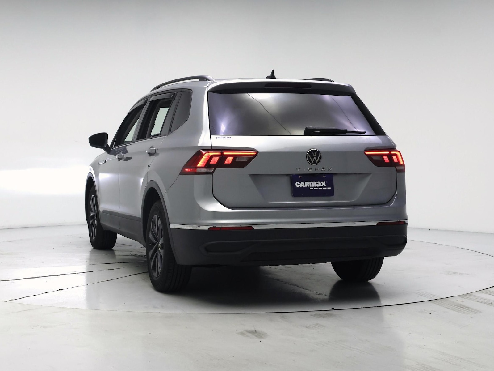 2023 Volkswagen Tiguan S - Photo 7