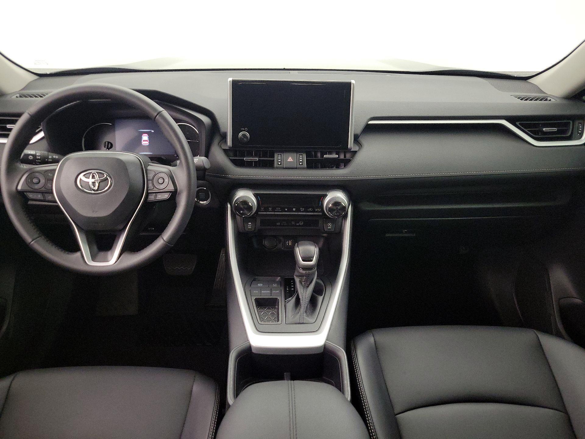 Thumbnail: 2025 Toyota RAV4 - 9