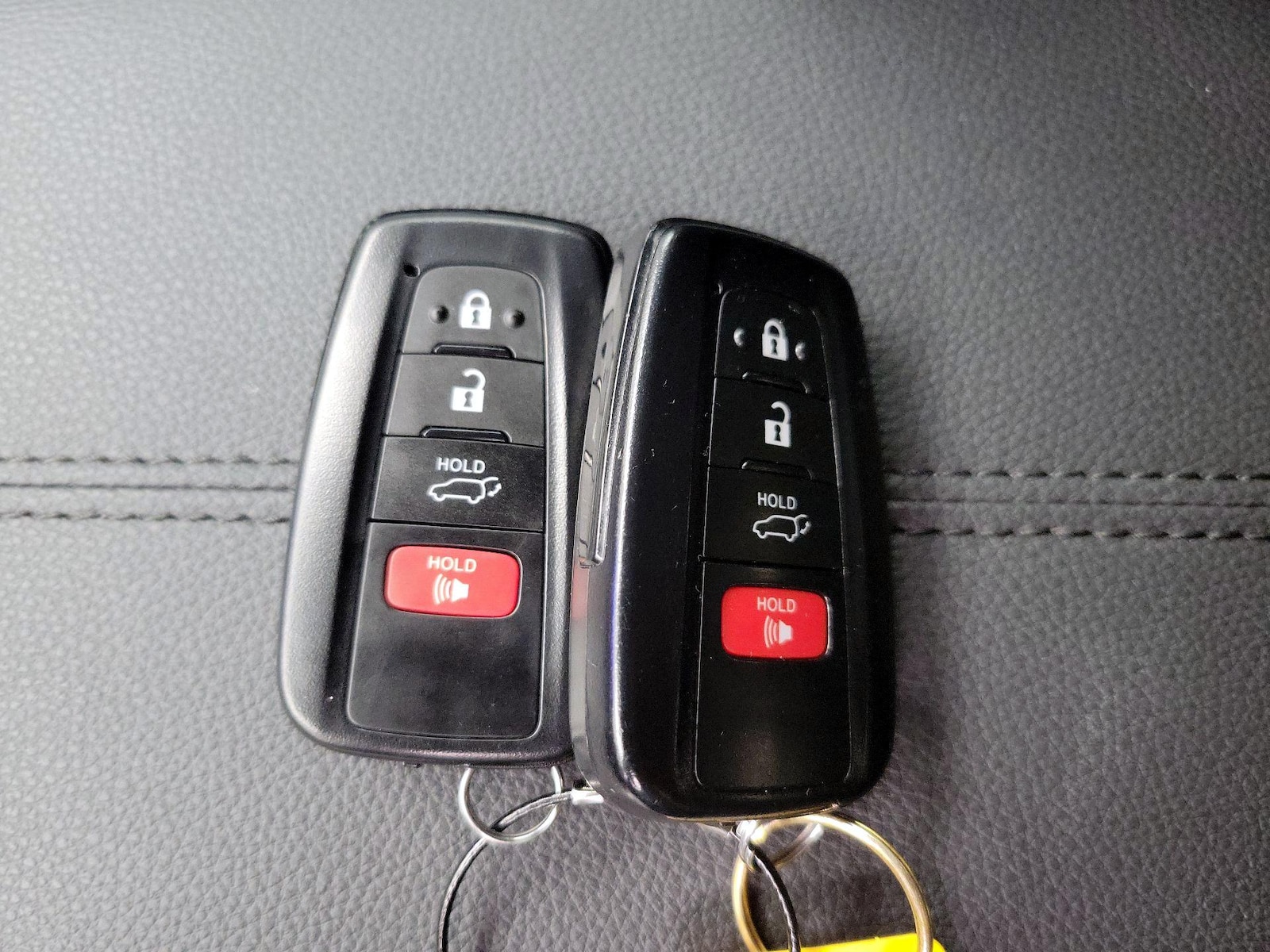 2025 Toyota RAV4 XLE Premium - Photo 24