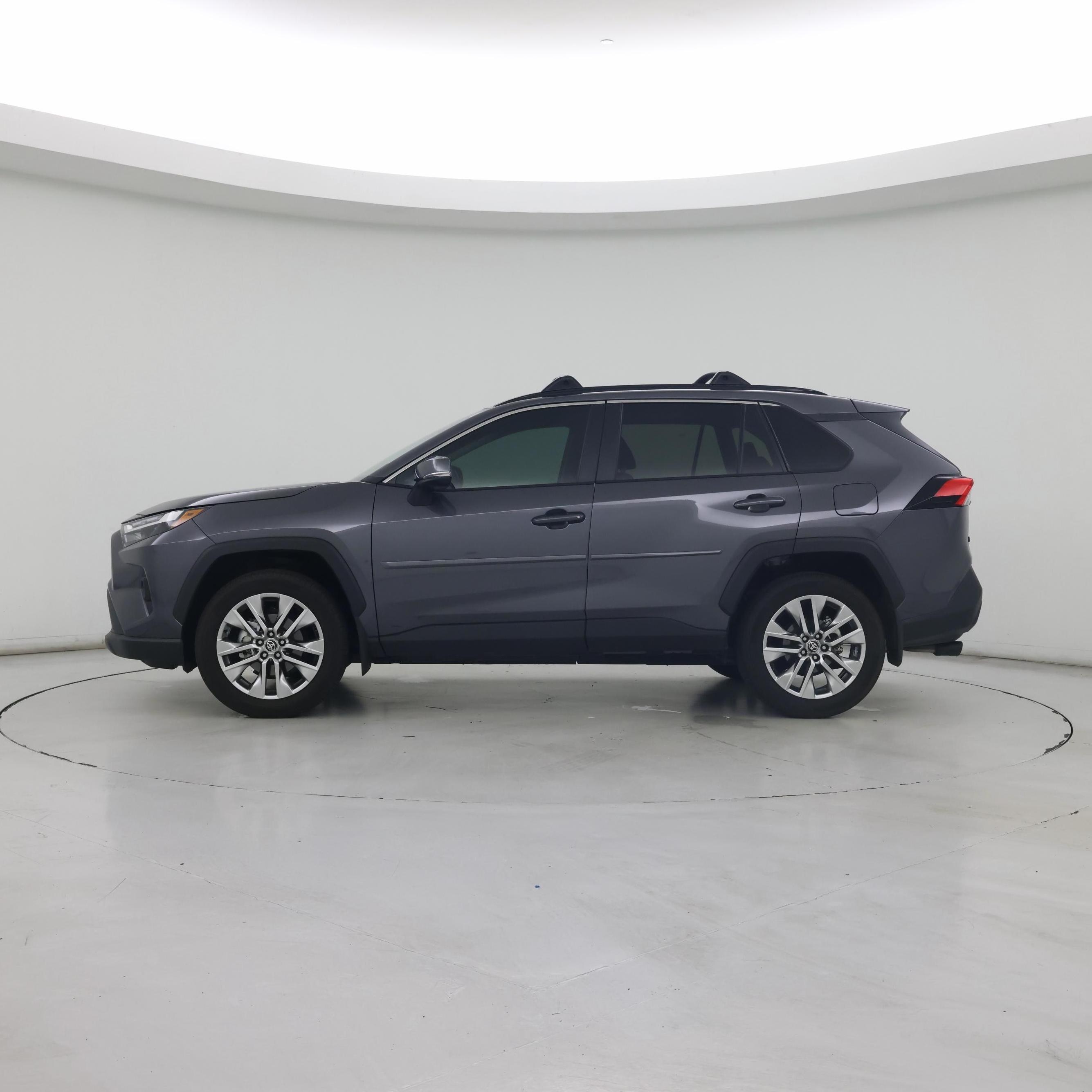 Thumbnail: 2025 Toyota RAV4 - 3