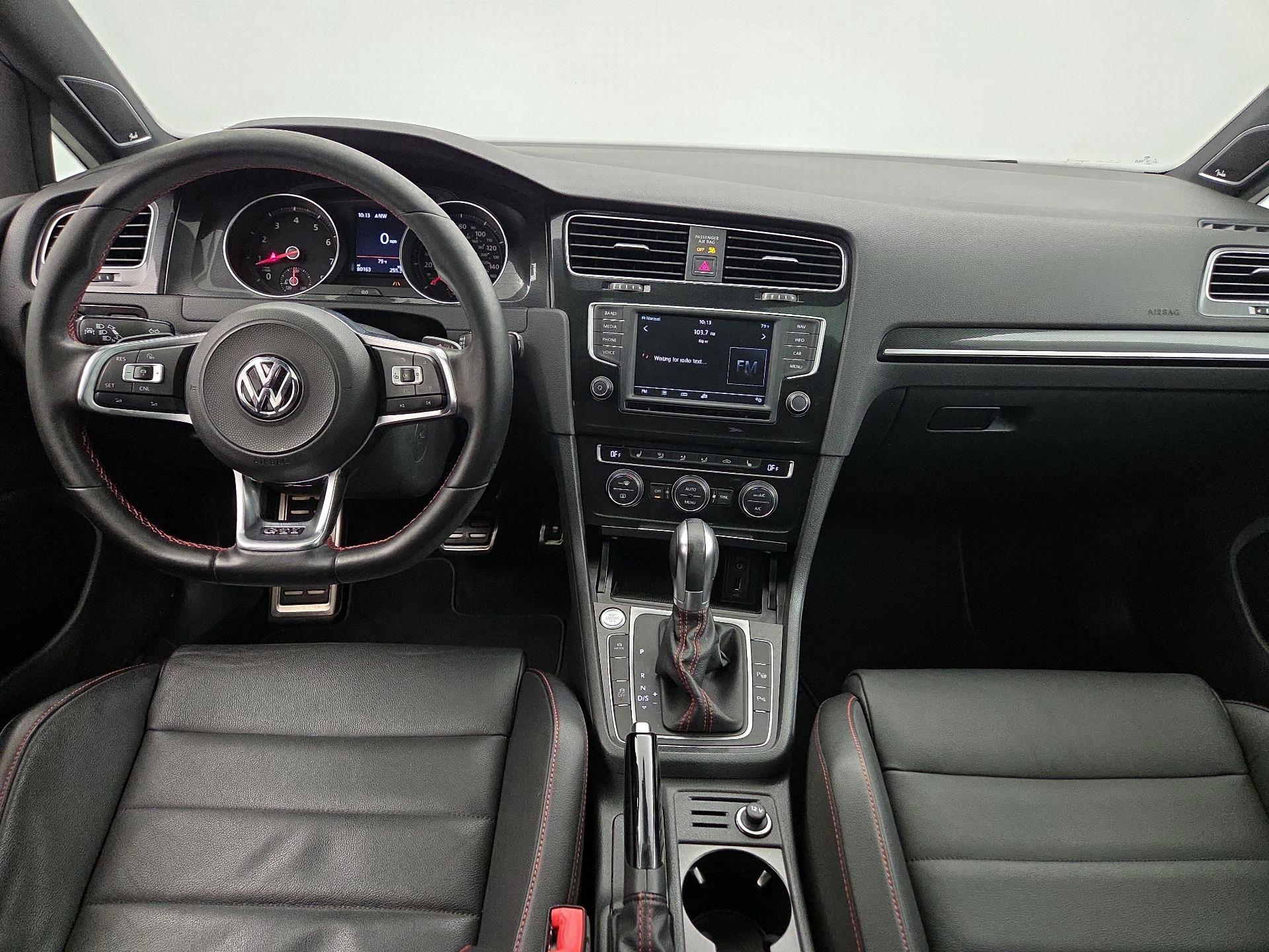 Thumbnail: 2017 Volkswagen Golf - 9