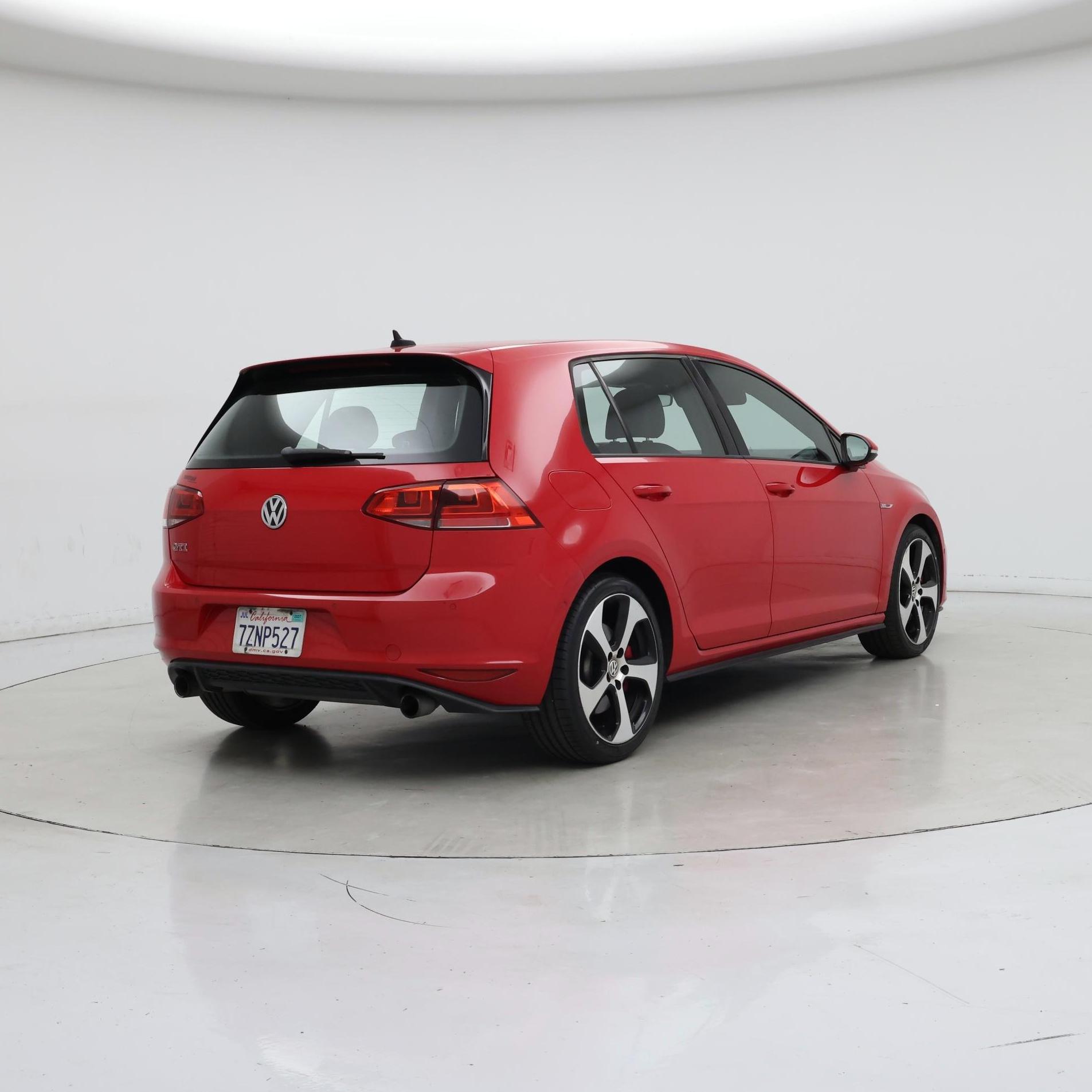 Thumbnail: 2017 Volkswagen Golf - 8