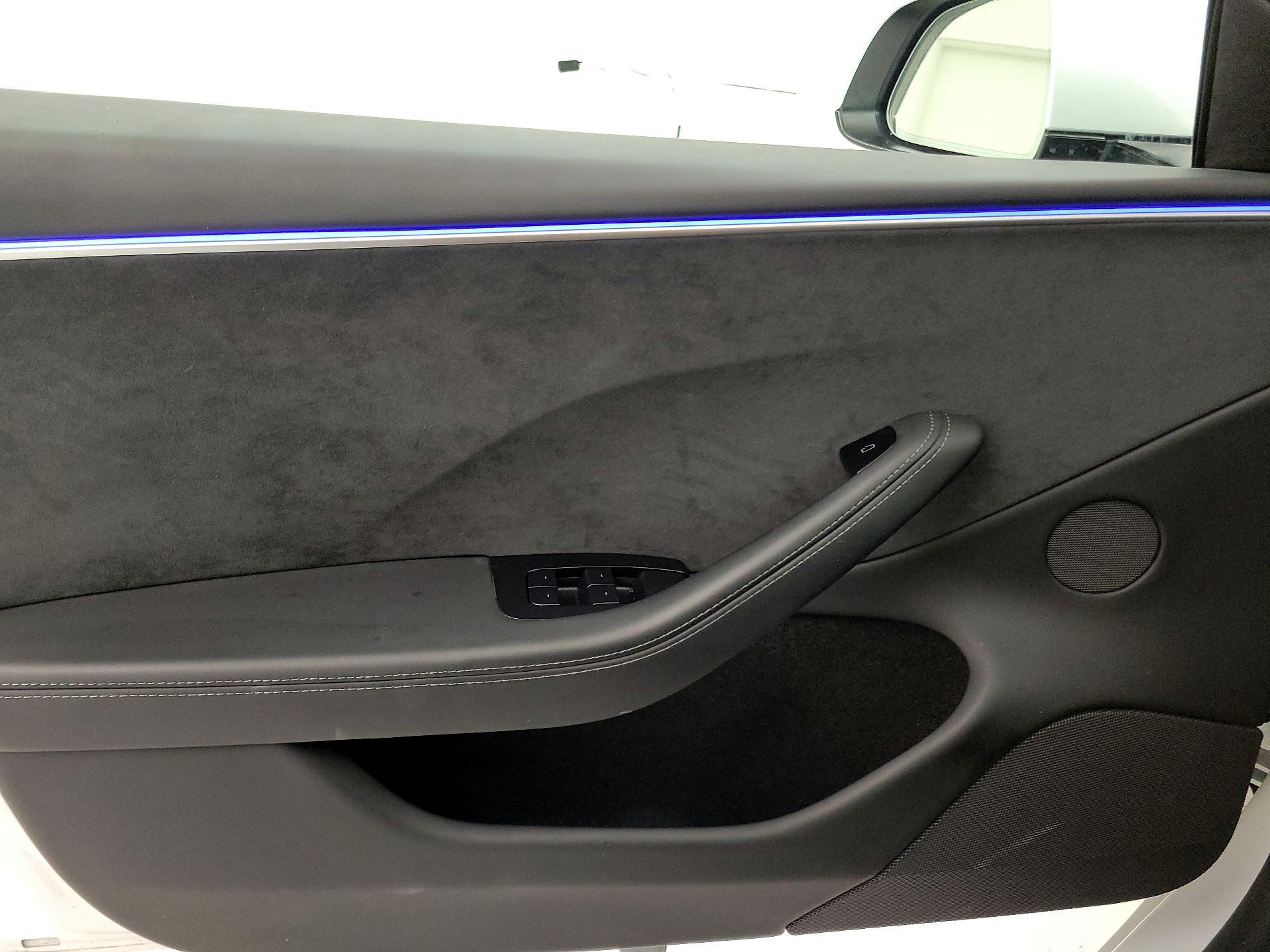 Thumbnail: 2024 Tesla Model 3 - 12