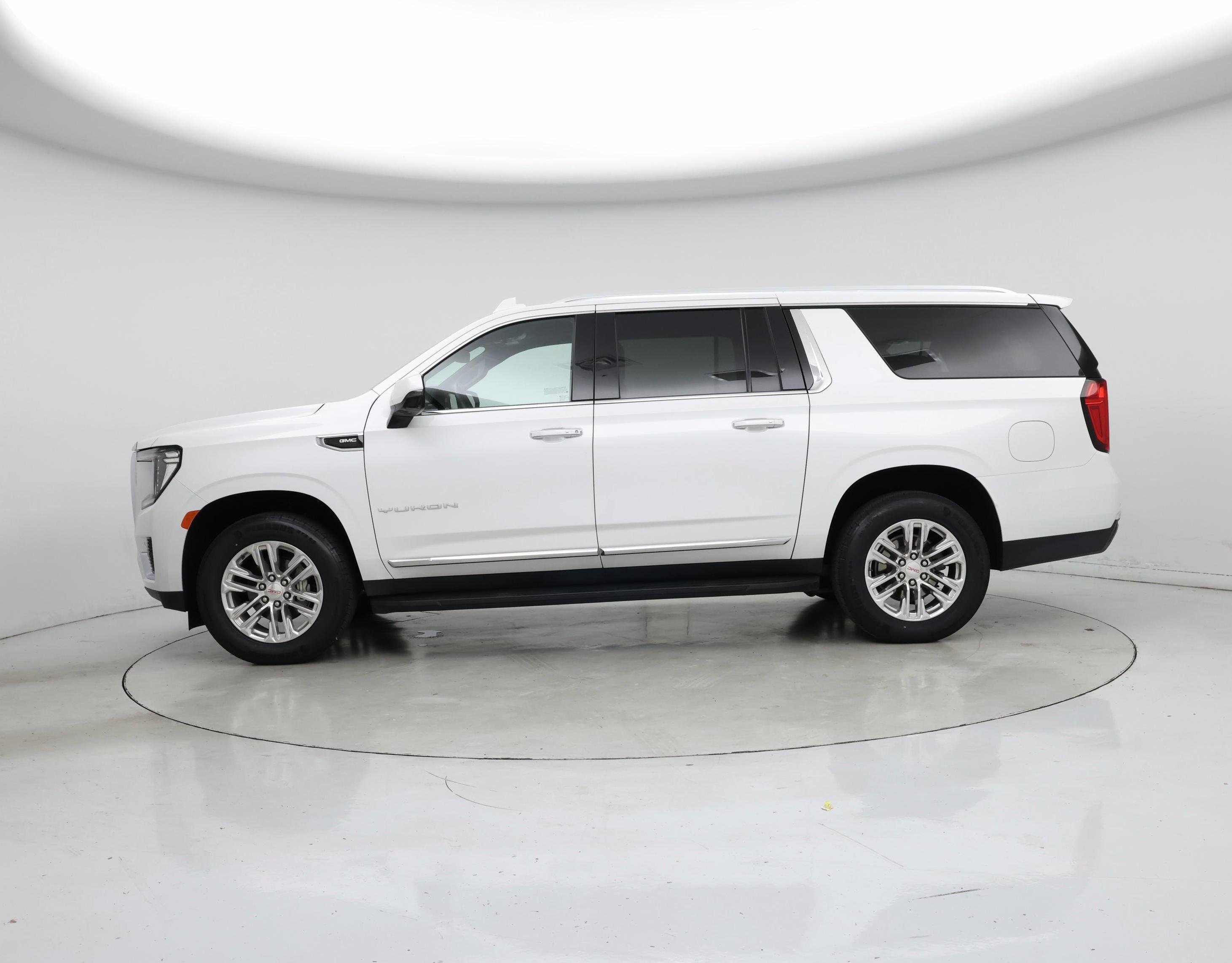 Thumbnail: 2023 GMC Yukon XL - 3