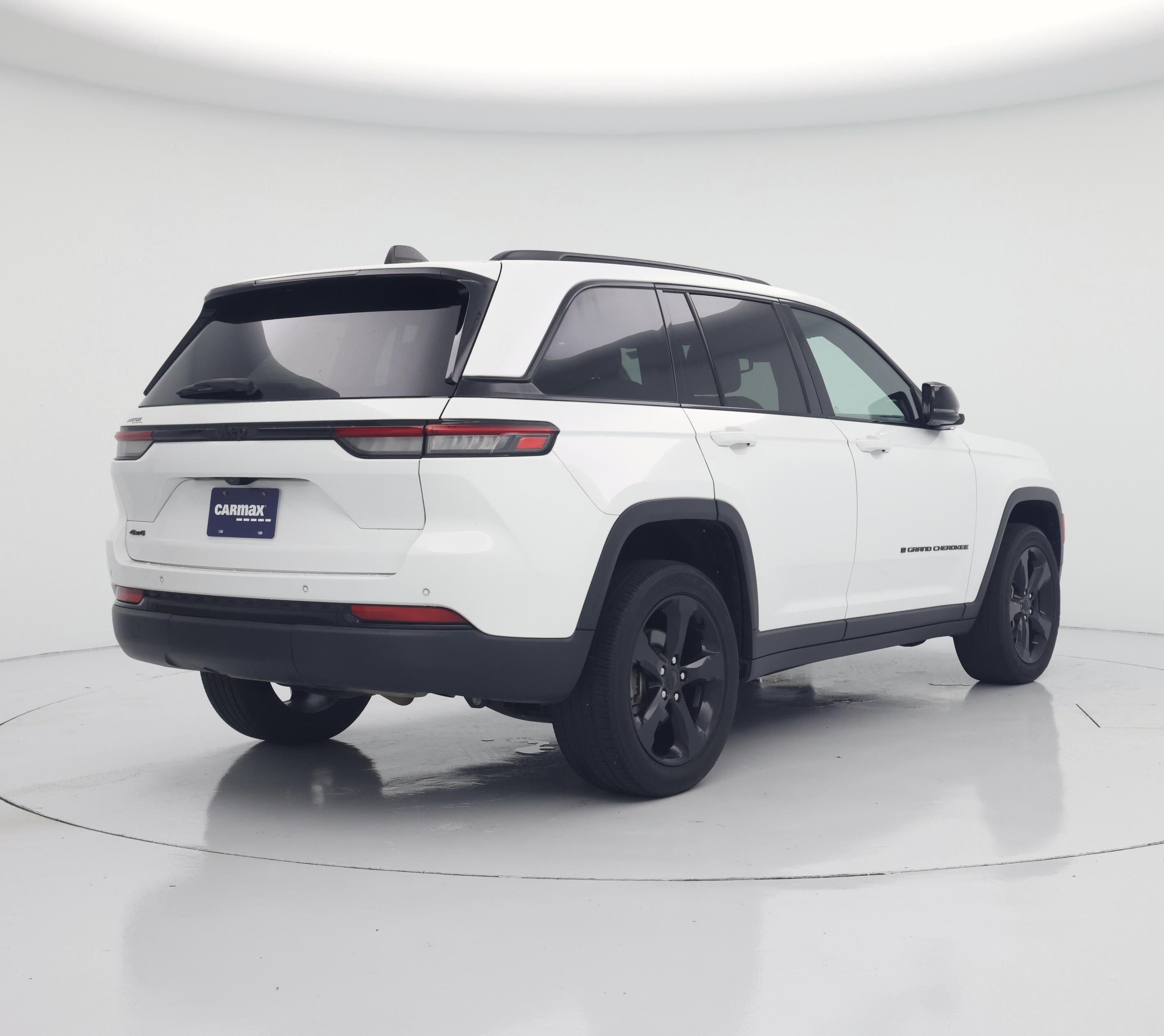 Thumbnail: 2023 Jeep Grand Cherokee - 8