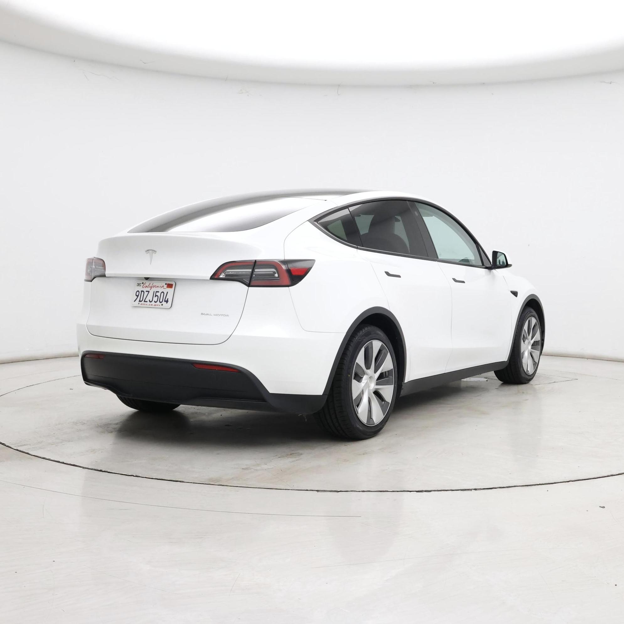 Thumbnail: 2023 Tesla Model Y - 8