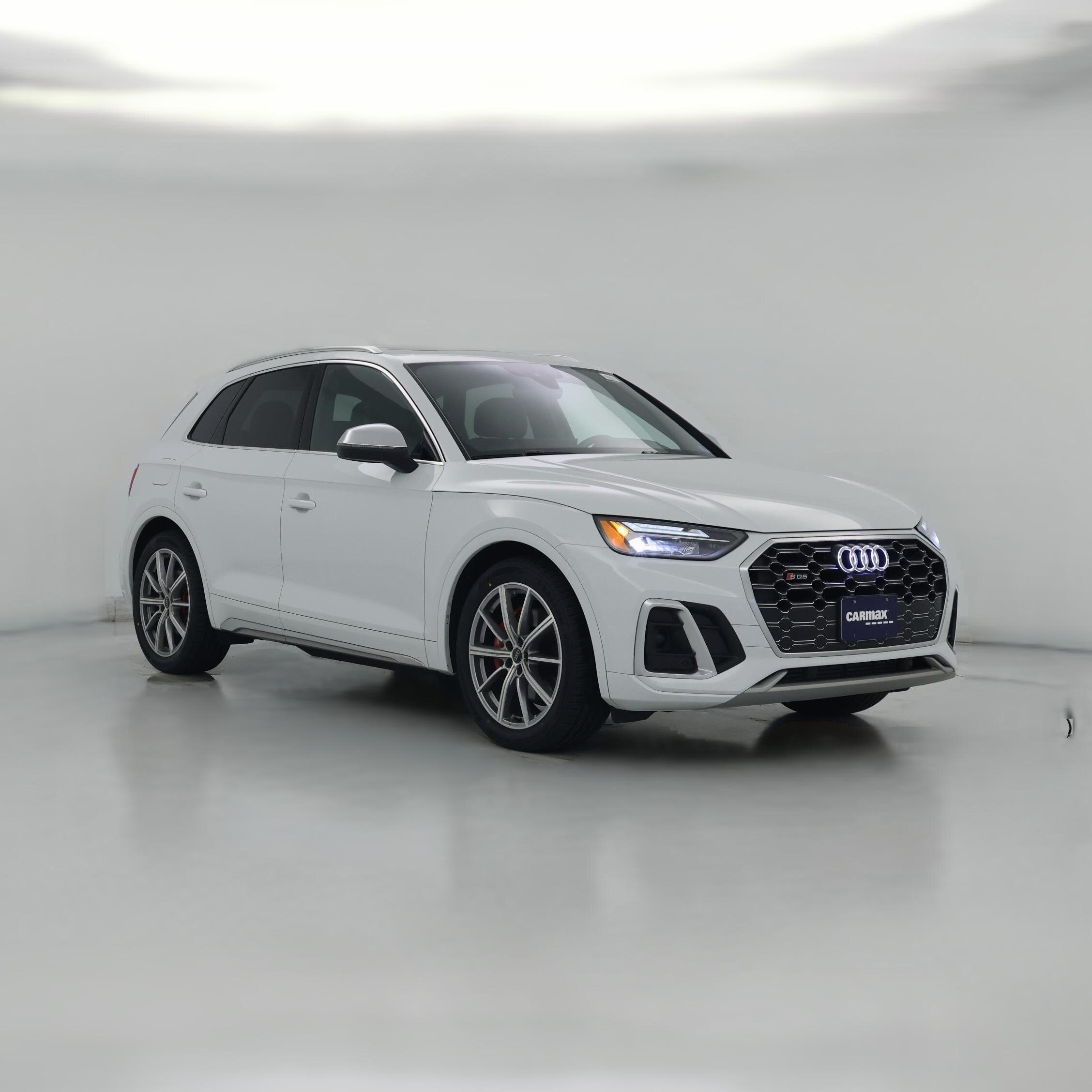 Thumbnail: 2024 Audi SQ5 - 1