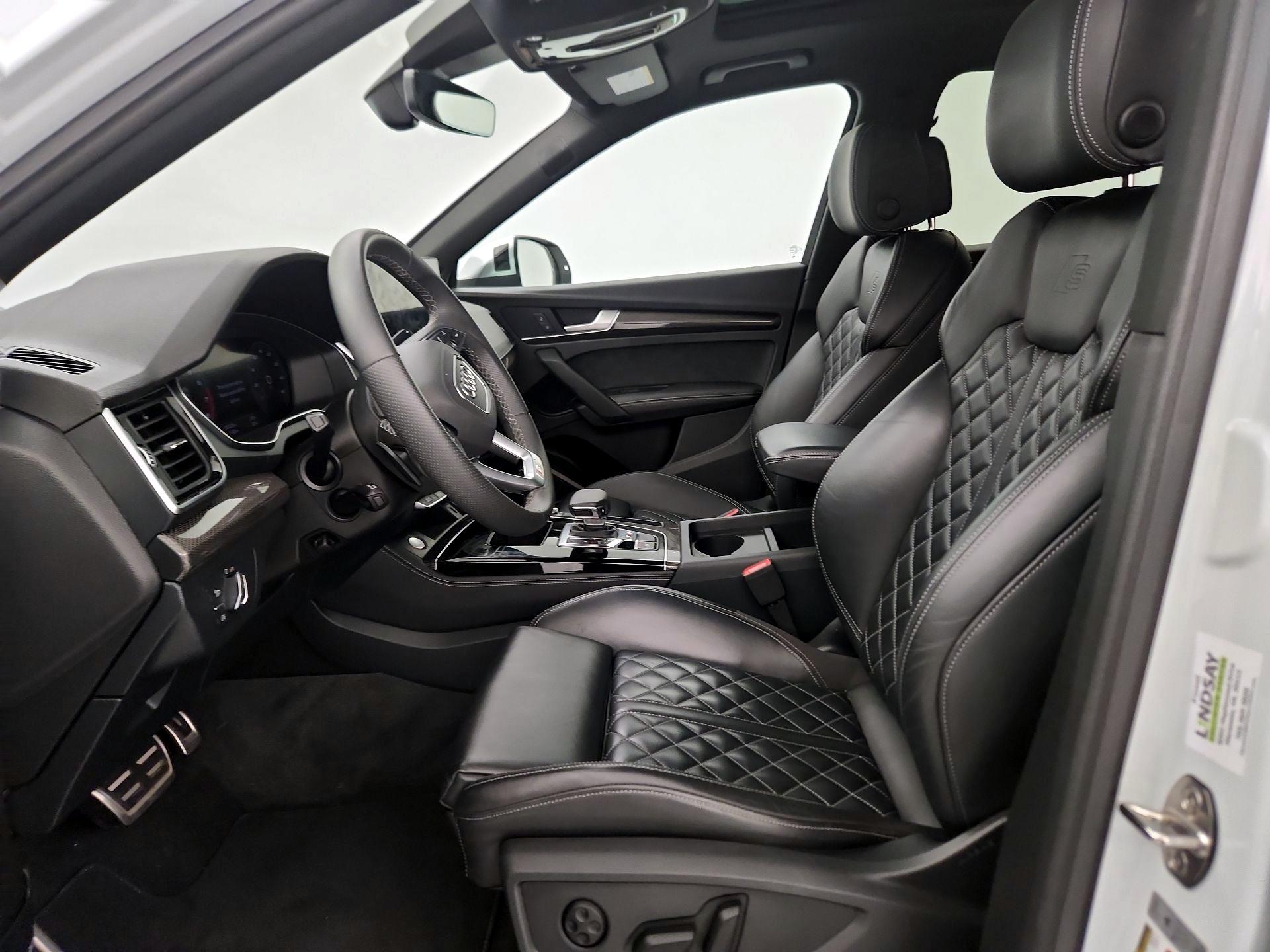 Thumbnail: 2024 Audi SQ5 - 11