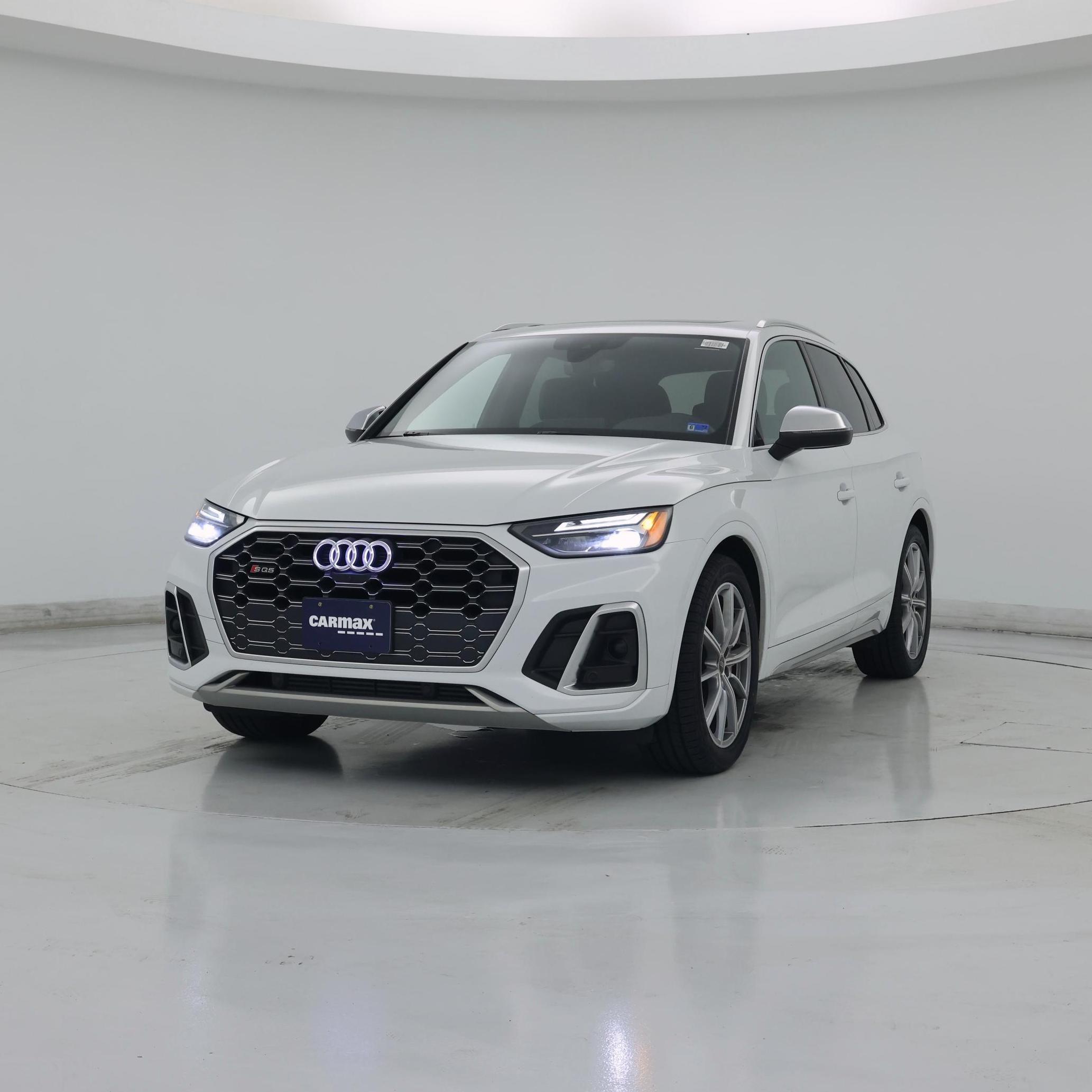 Thumbnail: 2024 Audi SQ5 - 4