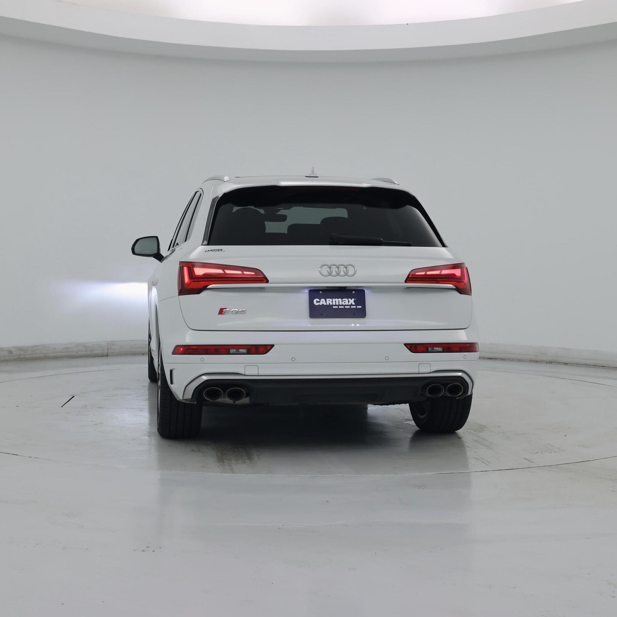 Thumbnail: 2024 Audi SQ5 - 6