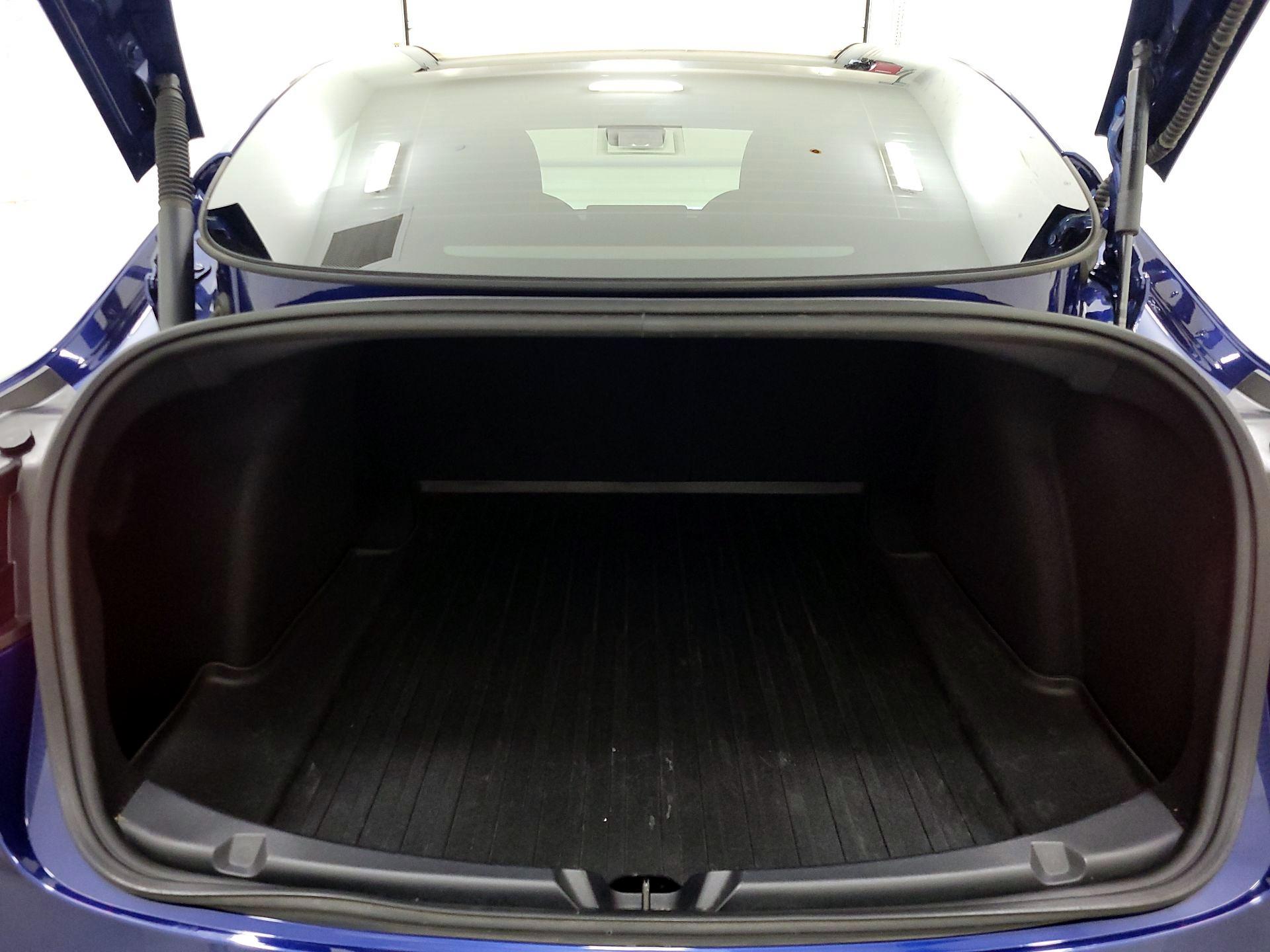 Thumbnail: 2023 Tesla Model 3 - 20