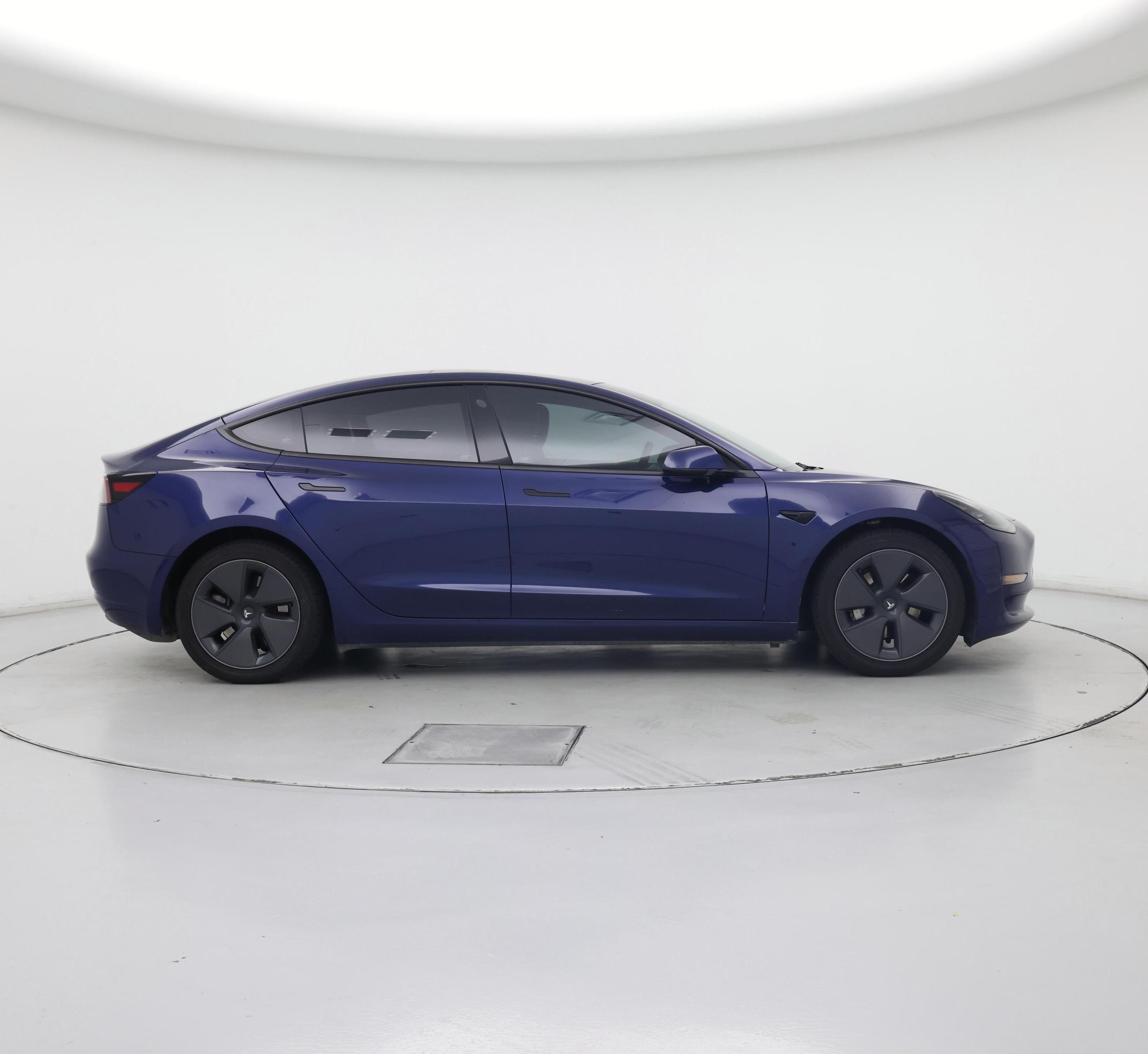 Thumbnail: 2023 Tesla Model 3 - 7