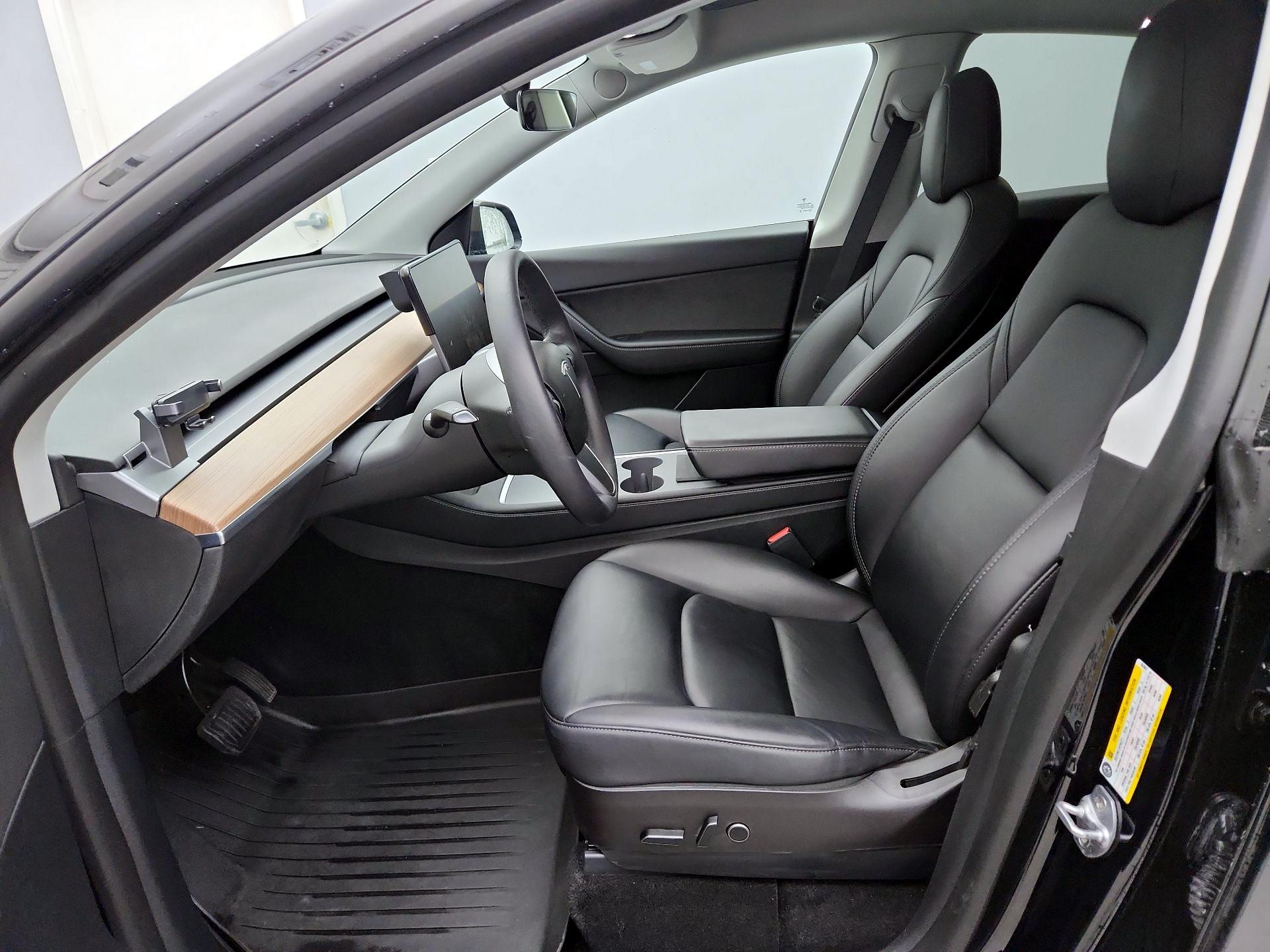 Thumbnail: 2022 Tesla Model Y - 11