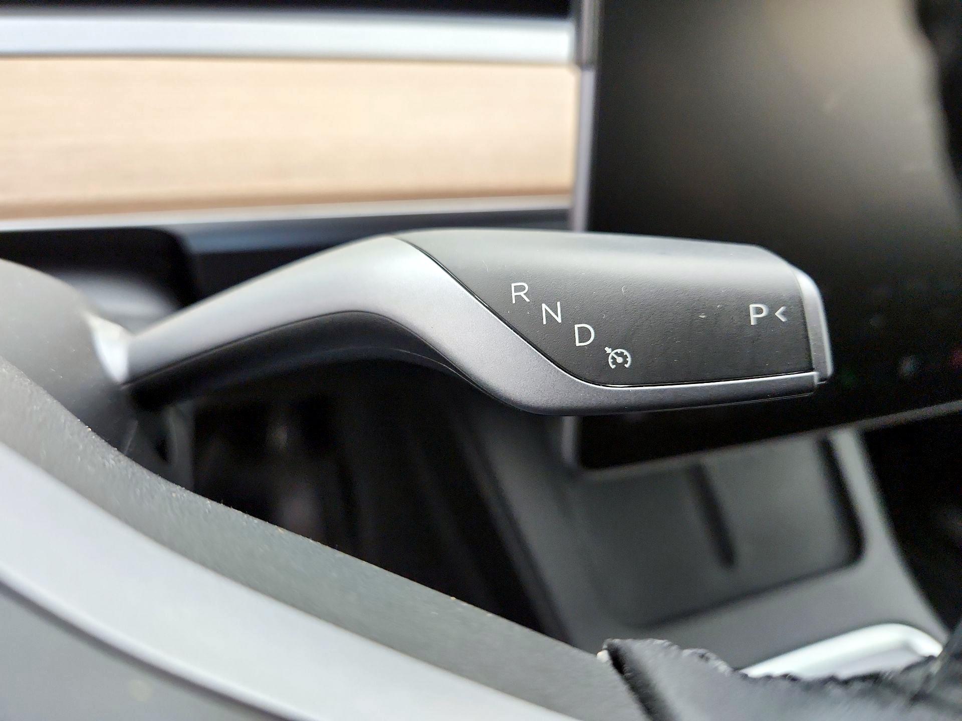 Thumbnail: 2022 Tesla Model Y - 17