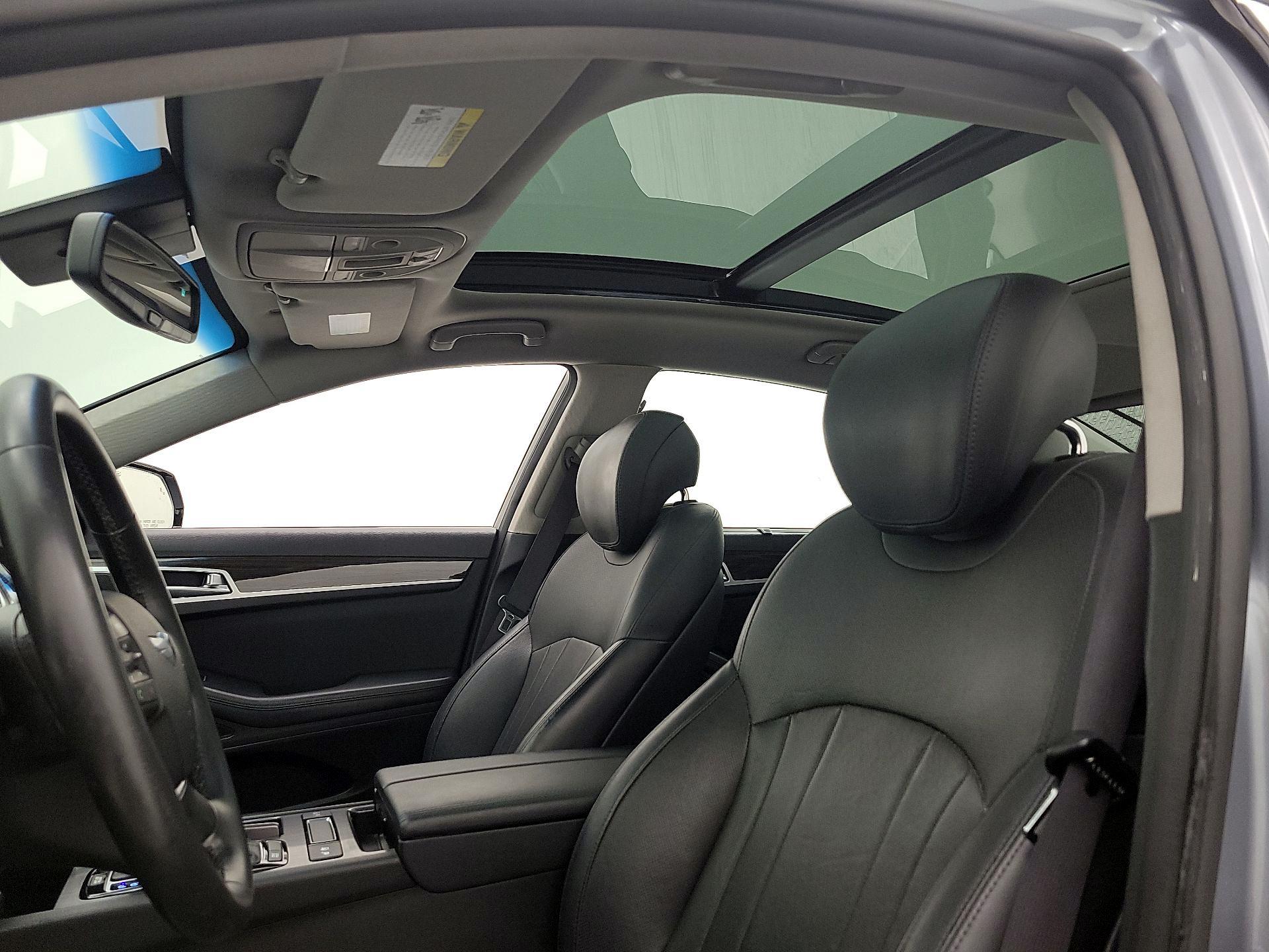 Thumbnail: 2015 Hyundai Genesis - 20