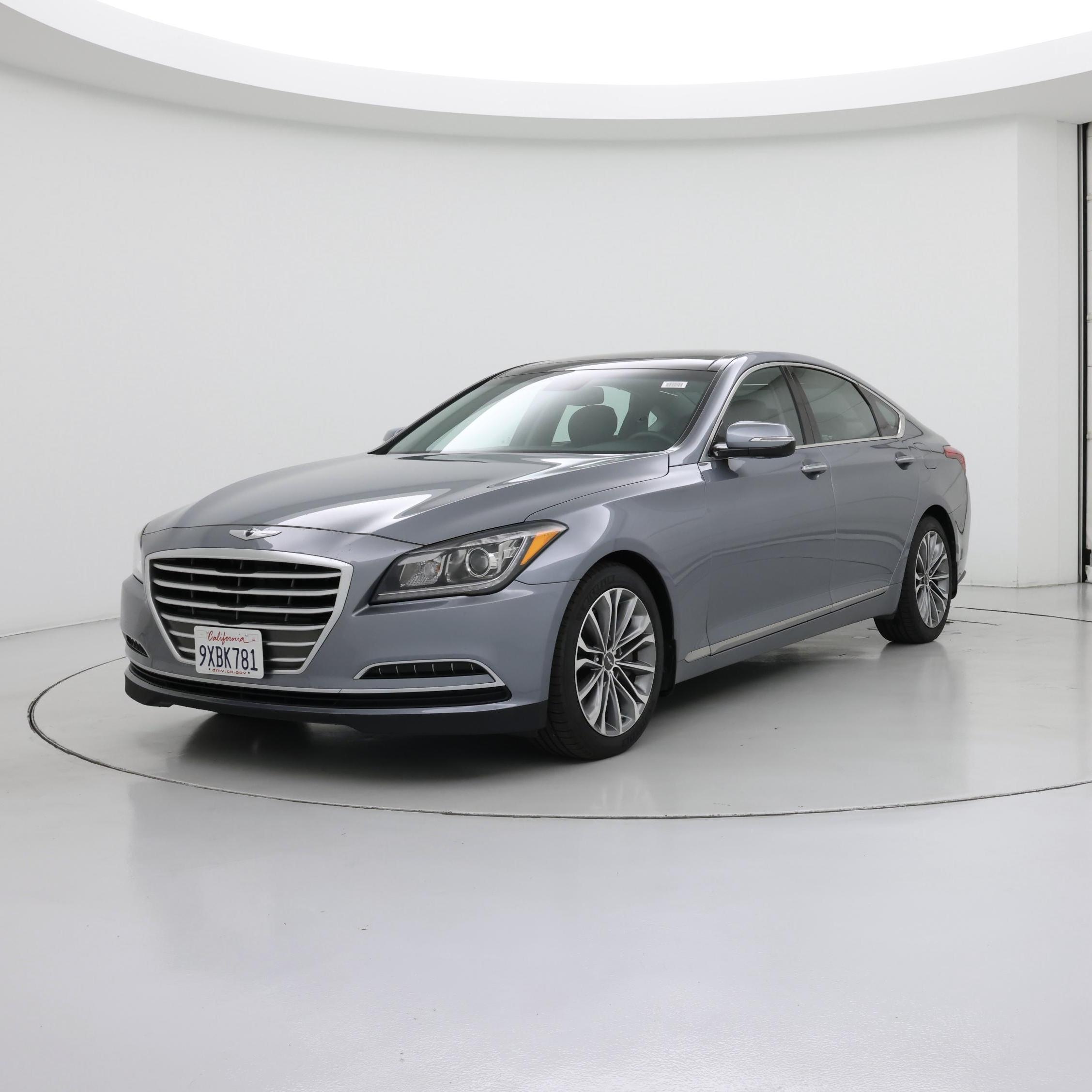 Thumbnail: 2015 Hyundai Genesis - 4