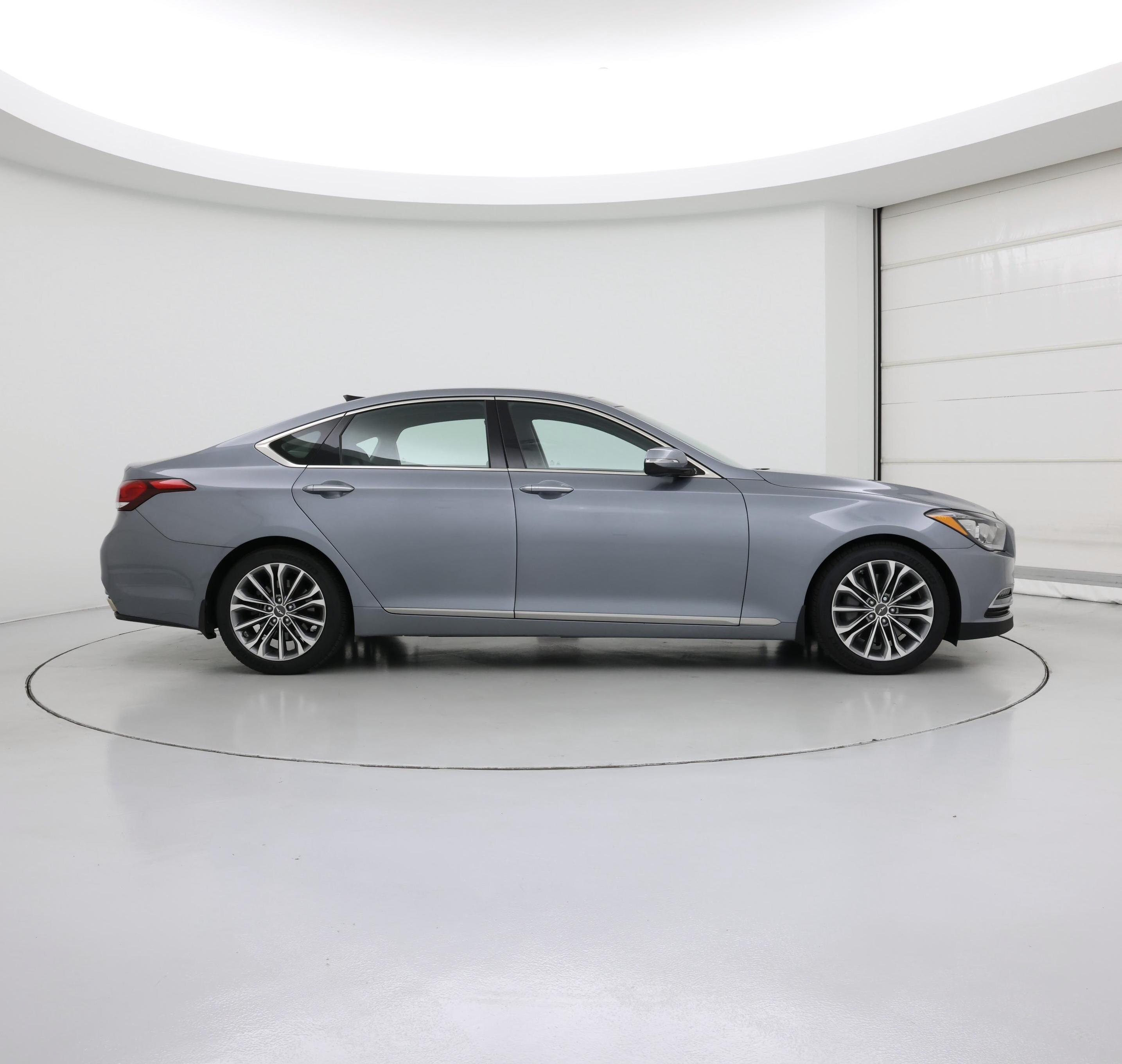 Thumbnail: 2015 Hyundai Genesis - 7