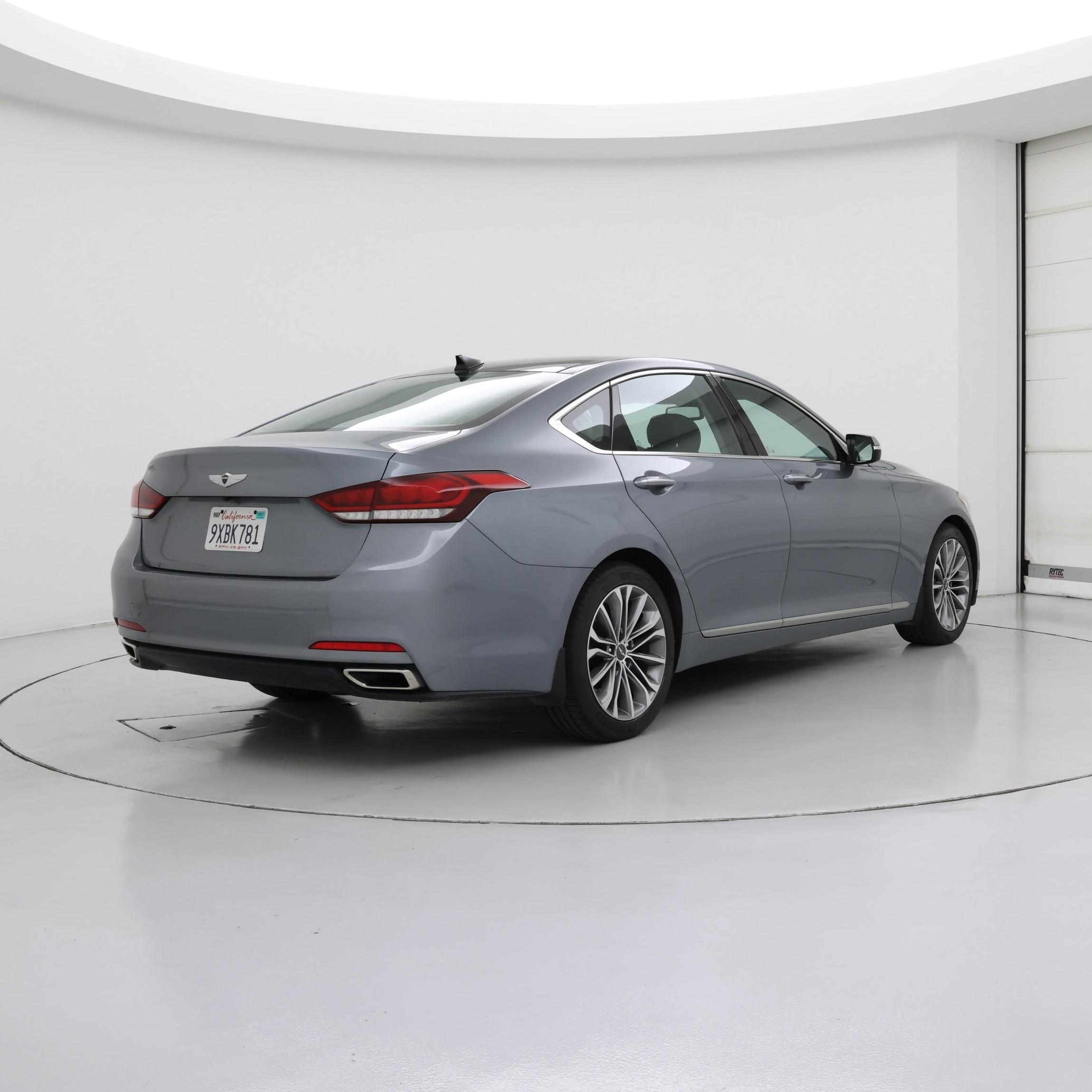 Thumbnail: 2015 Hyundai Genesis - 8
