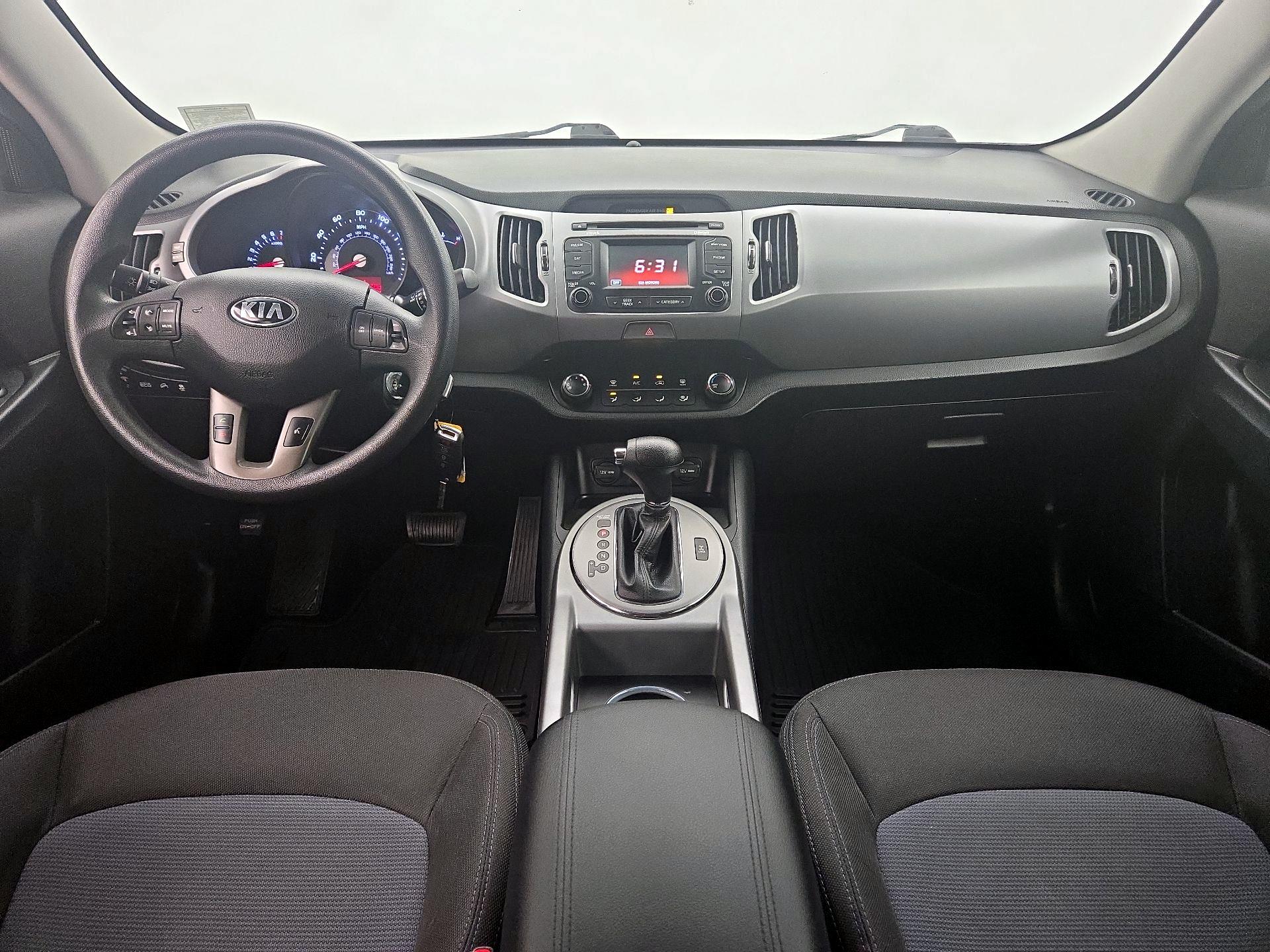 Thumbnail: 2015 Kia Sportage - 9