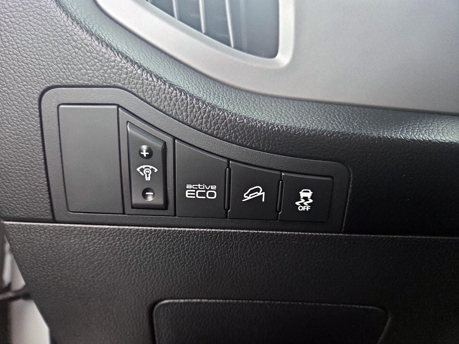 Thumbnail: 2015 Kia Sportage - 13