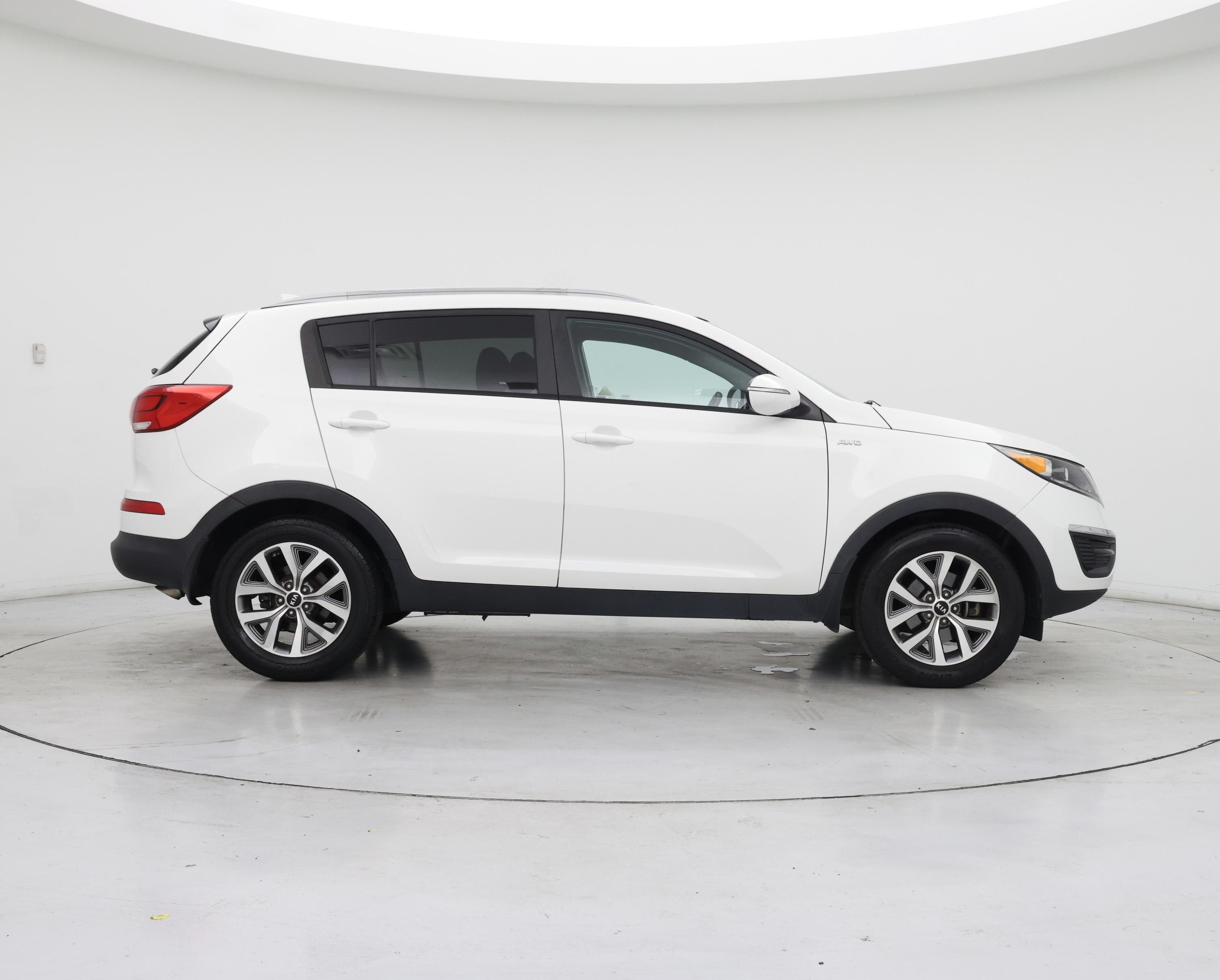 Thumbnail: 2015 Kia Sportage - 7