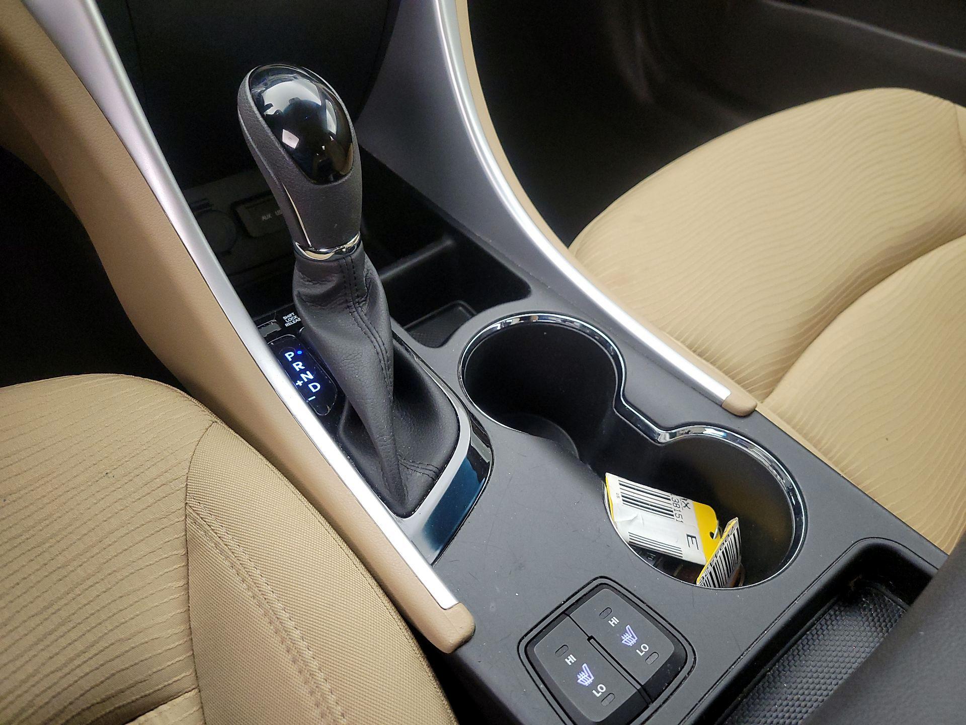 Thumbnail: 2015 Hyundai Sonata - 17