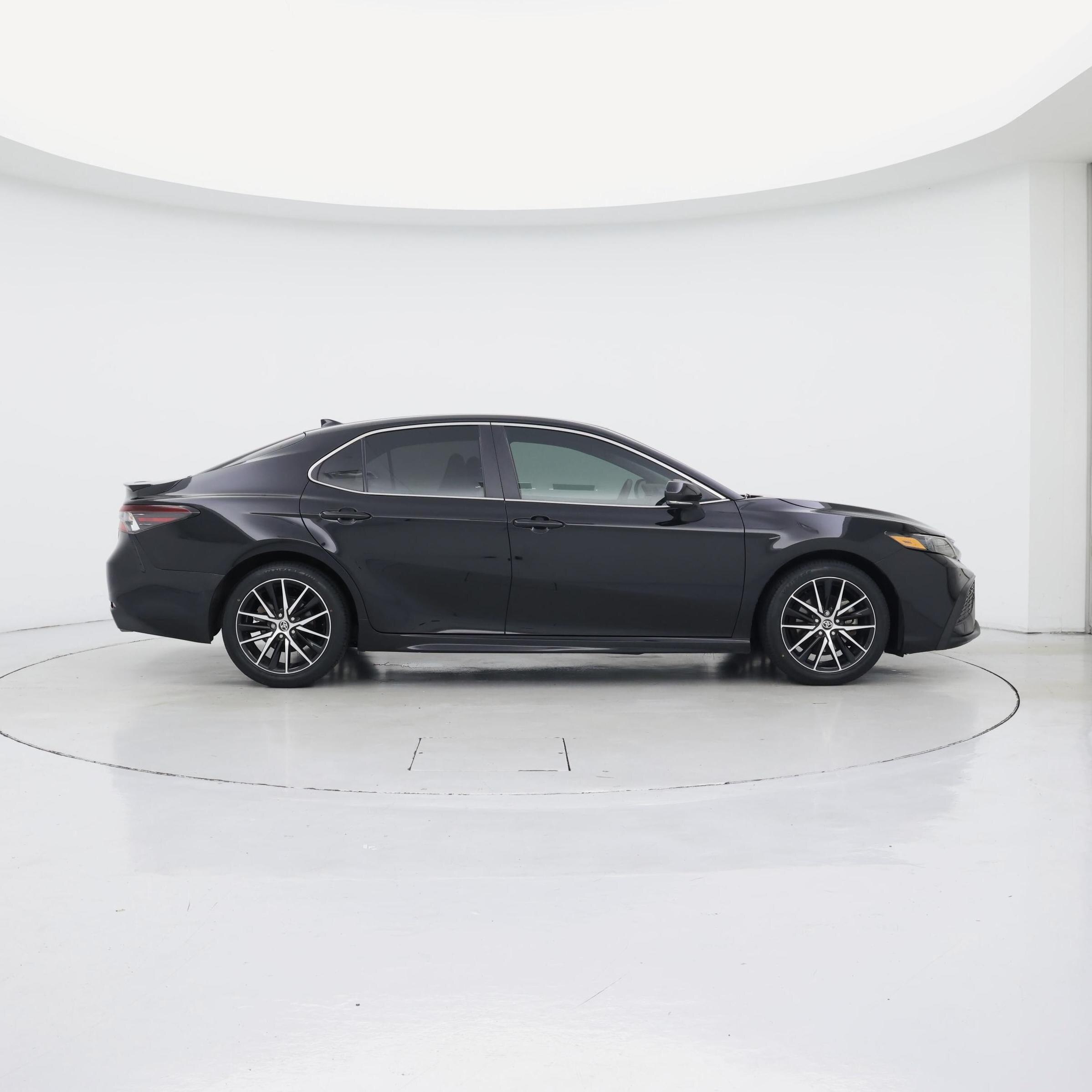 Thumbnail: 2024 Toyota Camry - 7