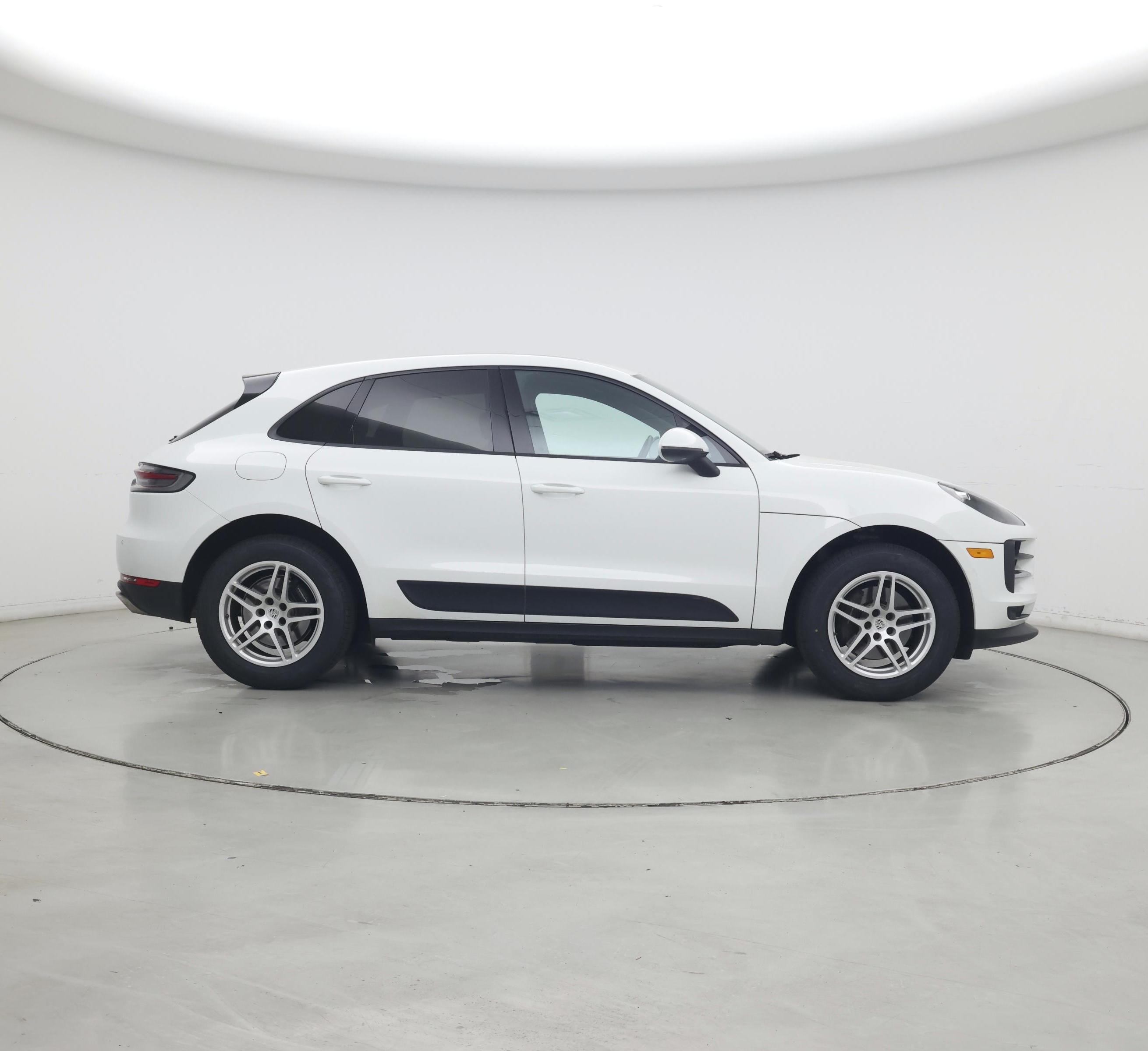 Thumbnail: 2019 Porsche Macan - 7