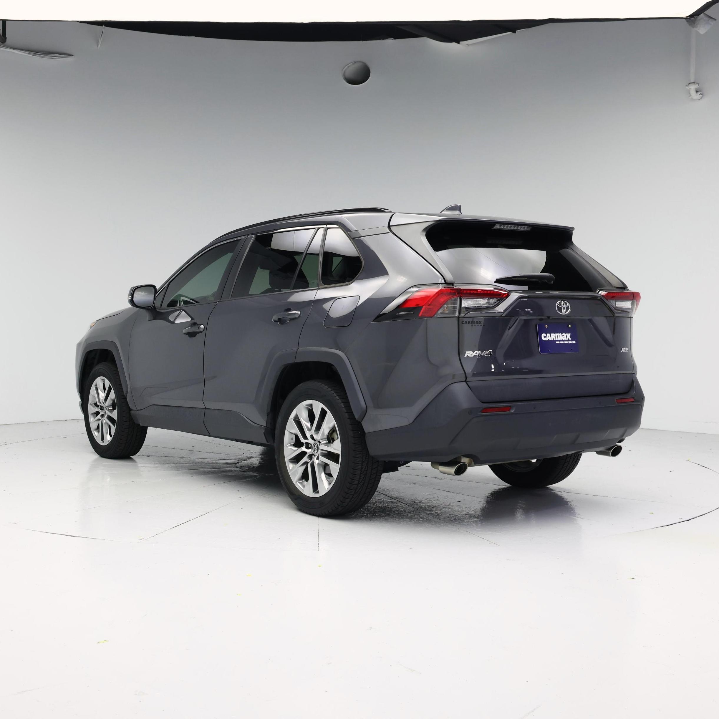 Thumbnail: 2019 Toyota RAV4 - 2