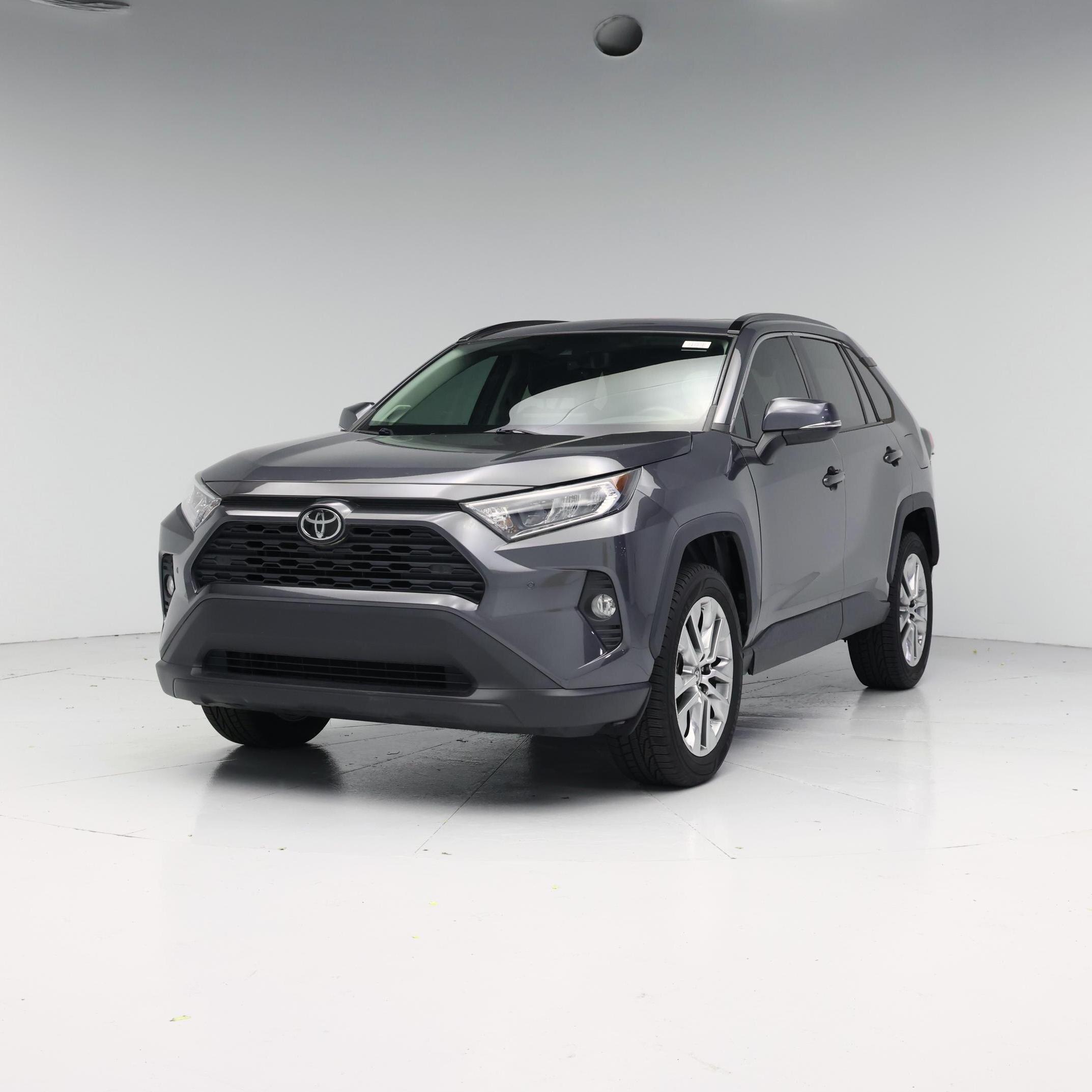 Thumbnail: 2019 Toyota RAV4 - 4