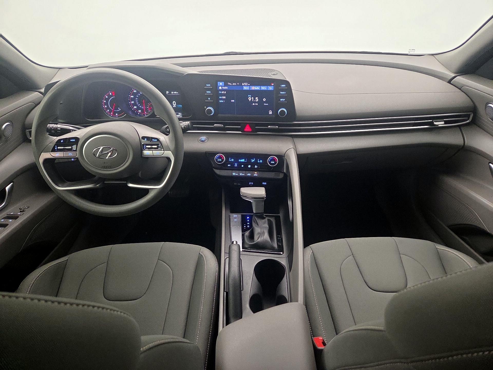 Thumbnail: 2023 Hyundai Elantra - 9