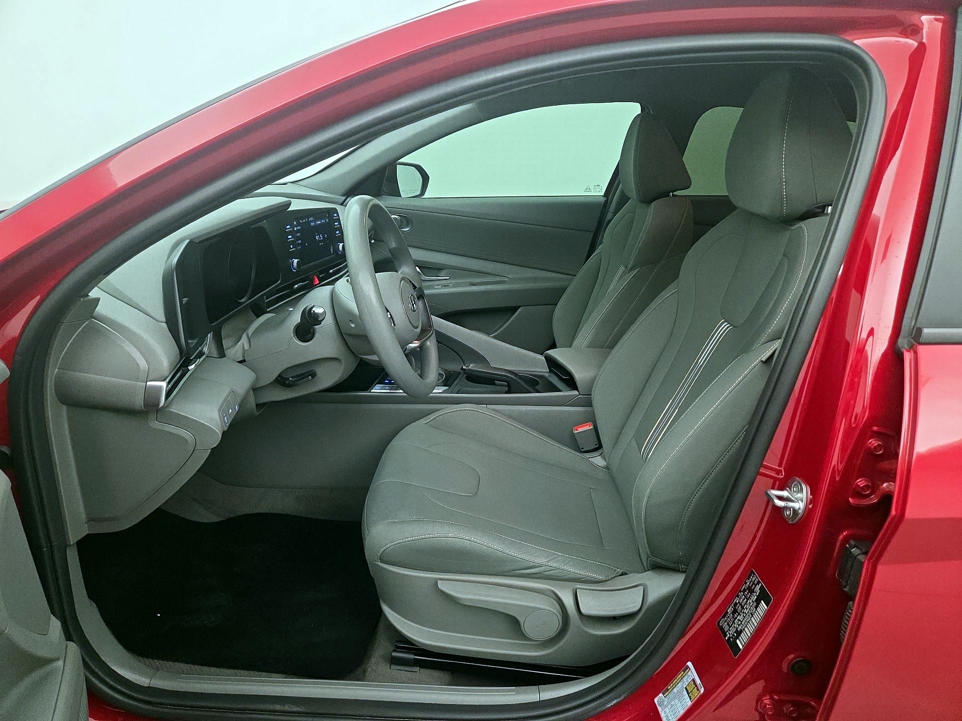Thumbnail: 2023 Hyundai Elantra - 11