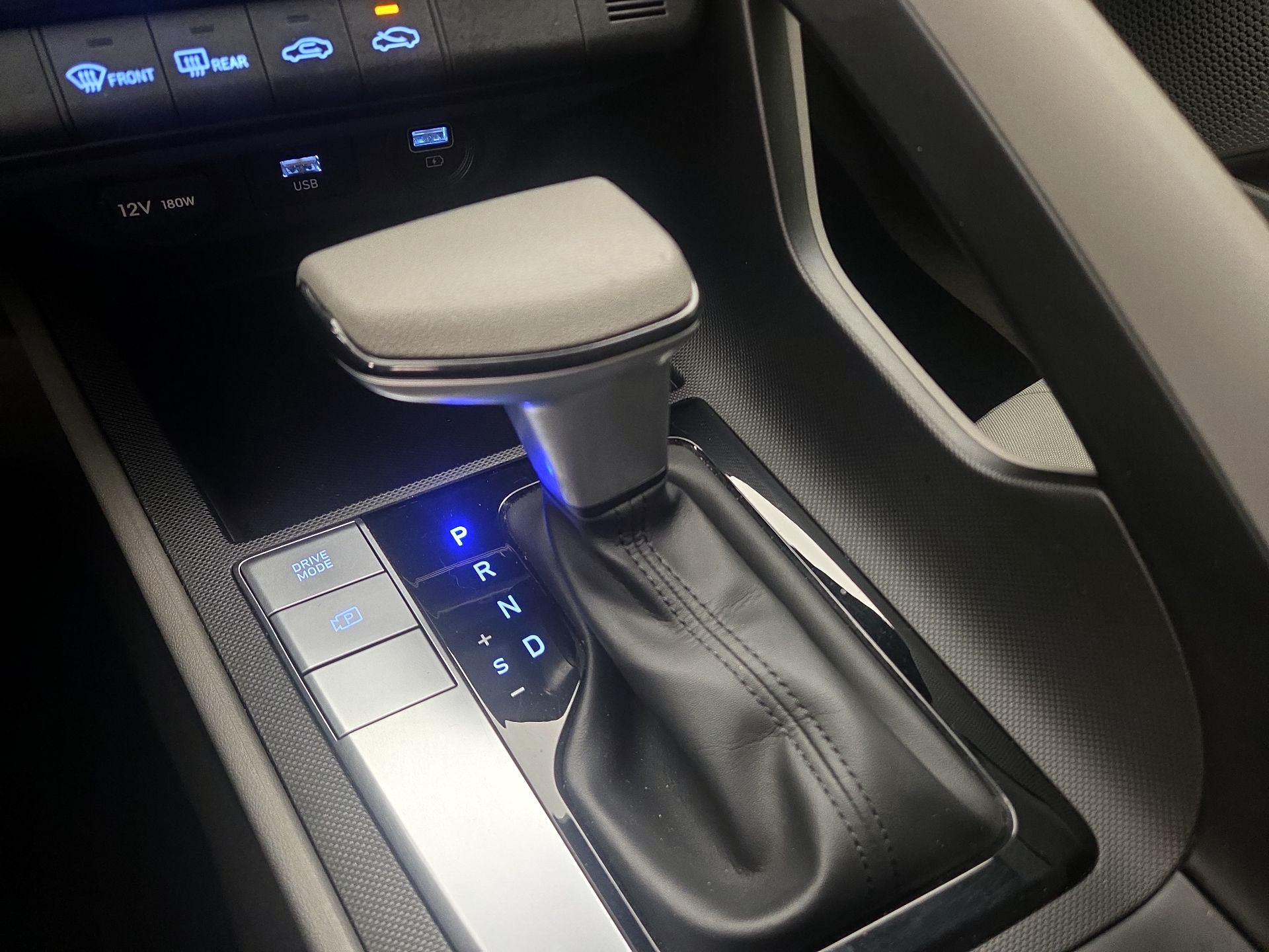 Thumbnail: 2023 Hyundai Elantra - 17