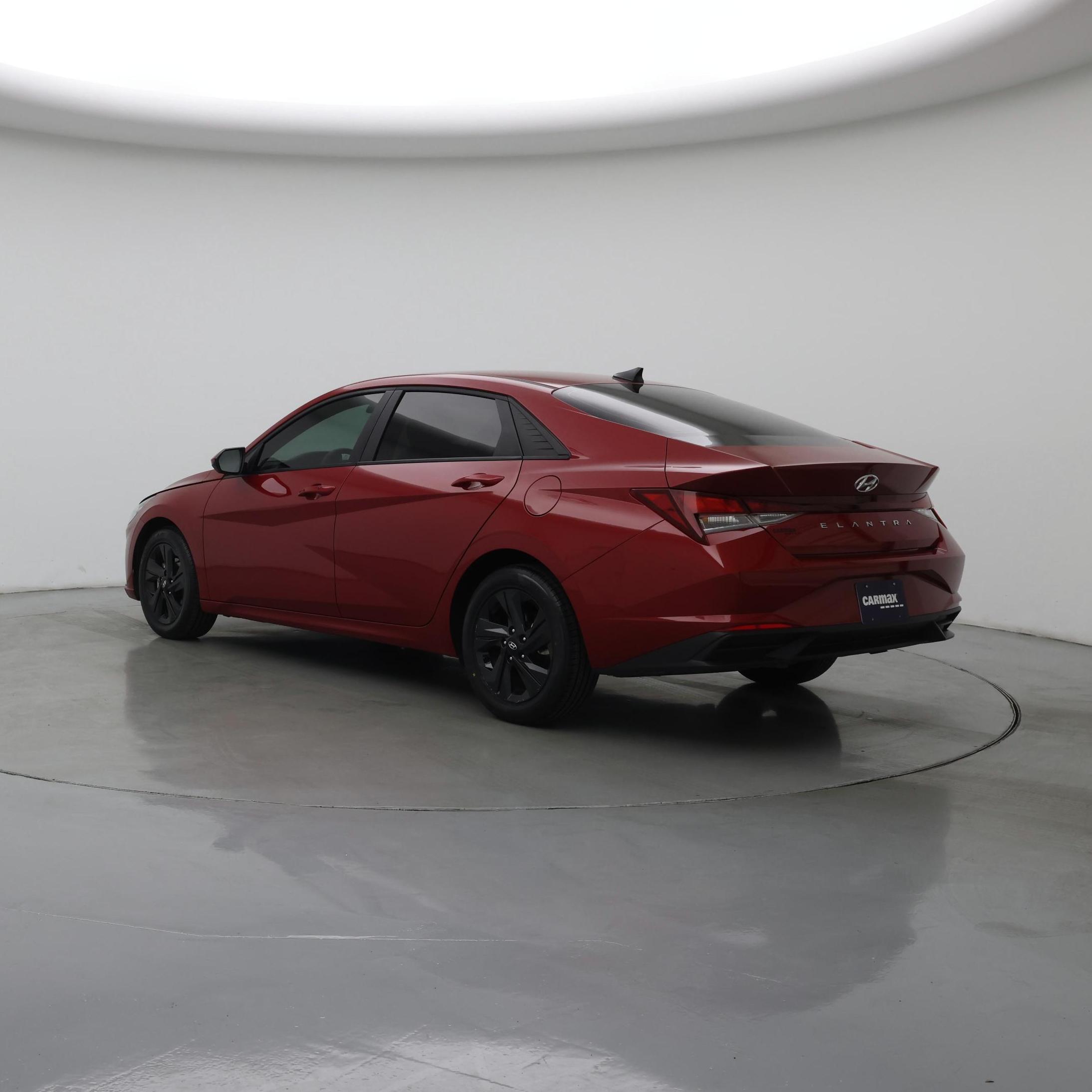 Thumbnail: 2023 Hyundai Elantra - 2