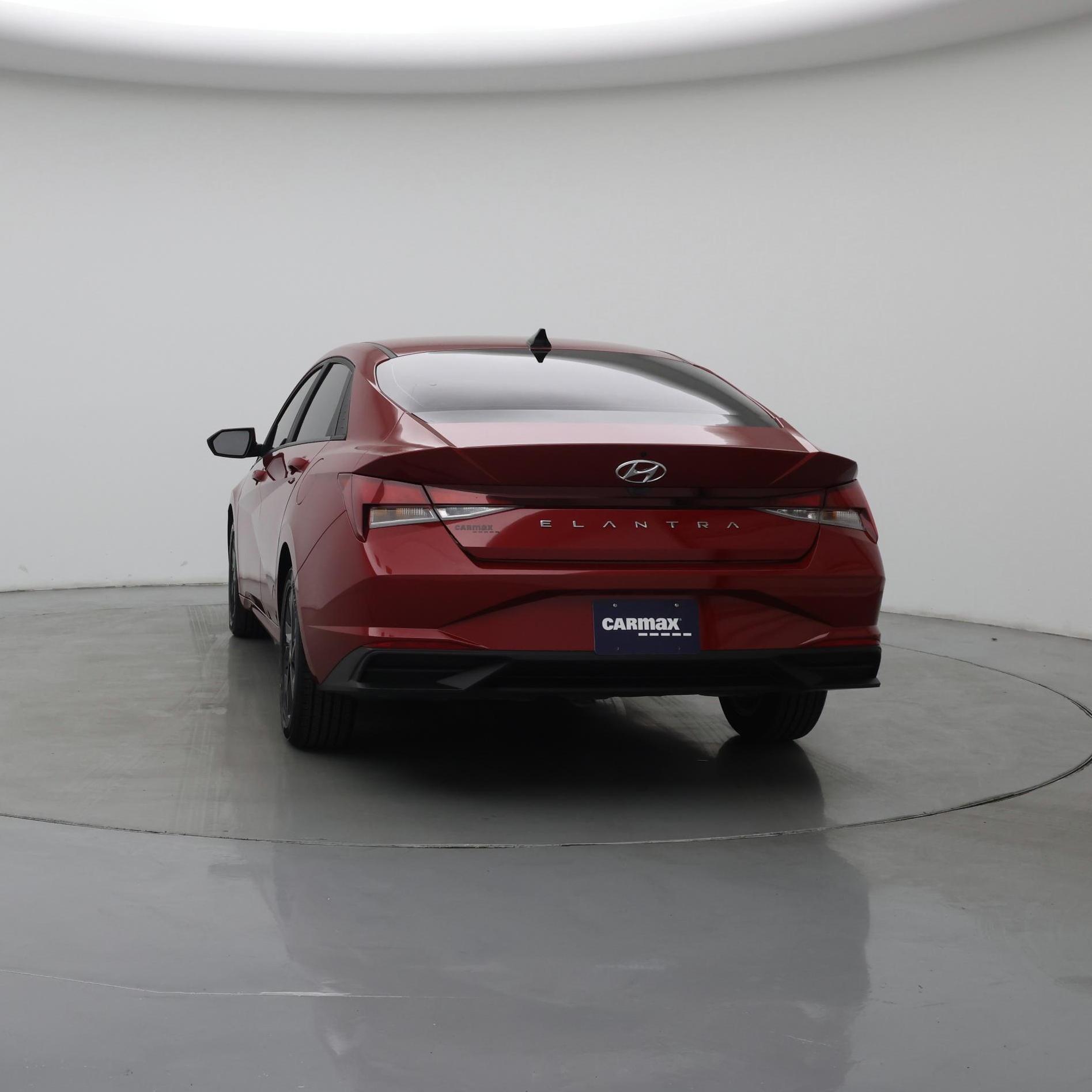 Thumbnail: 2023 Hyundai Elantra - 6
