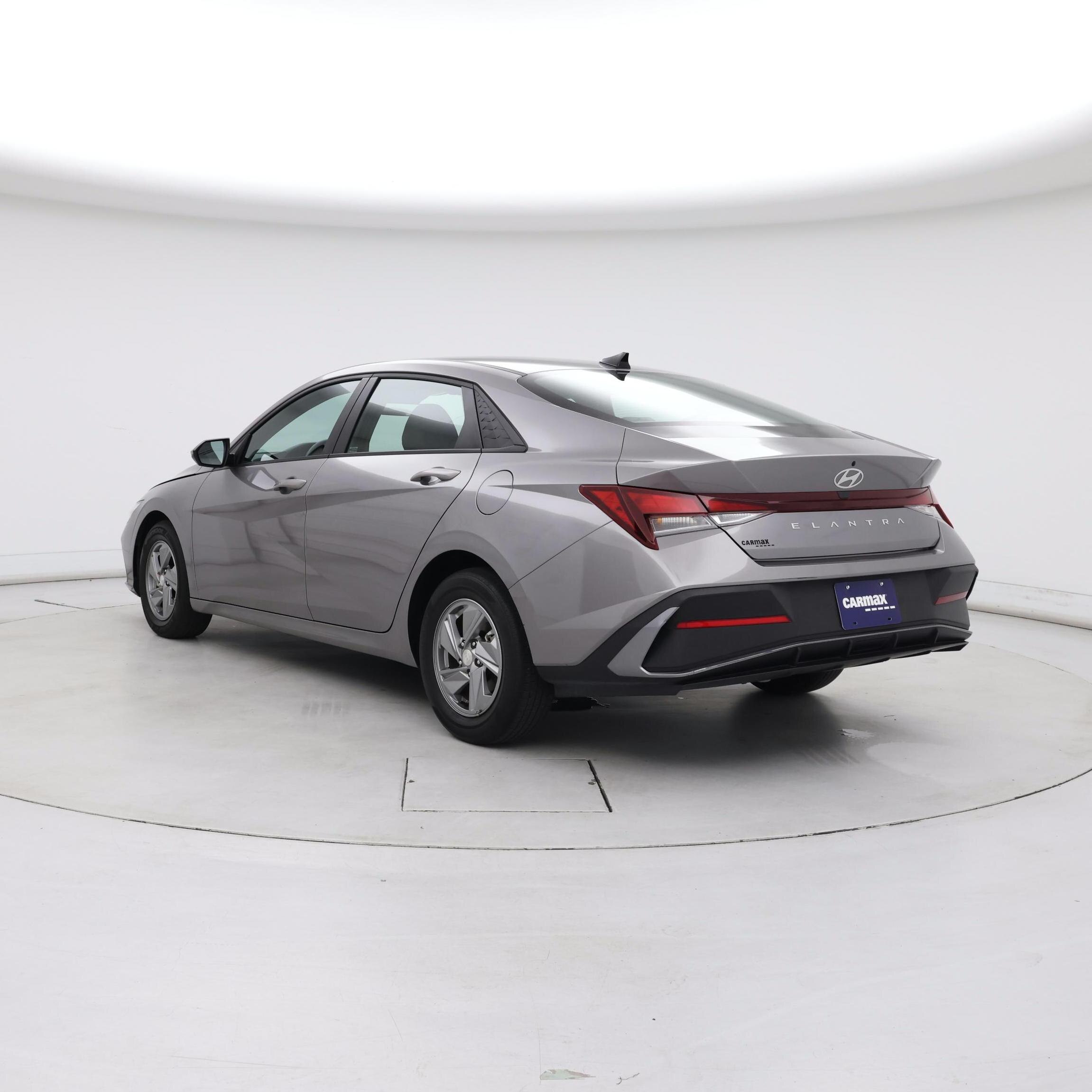 Thumbnail: 2024 Hyundai Elantra - 2