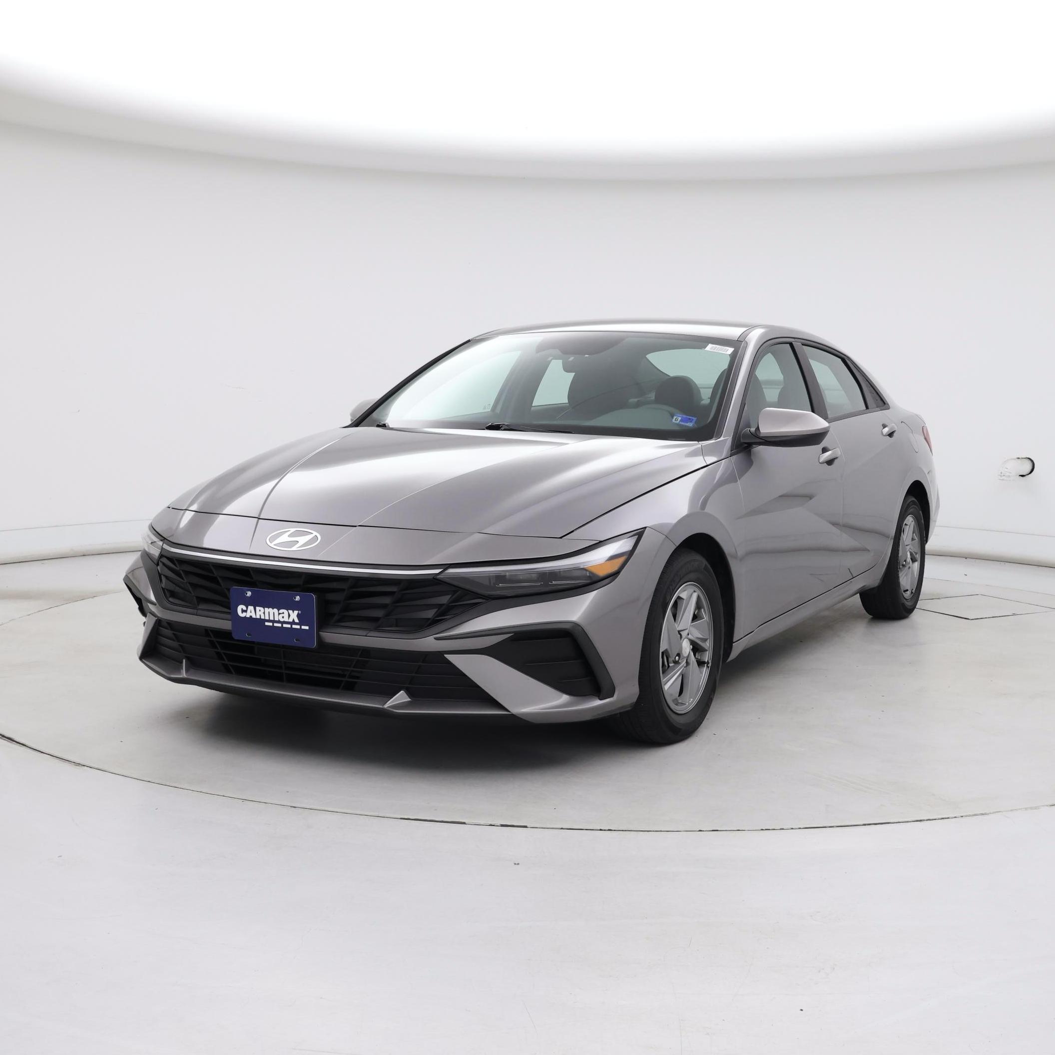 Thumbnail: 2024 Hyundai Elantra - 4