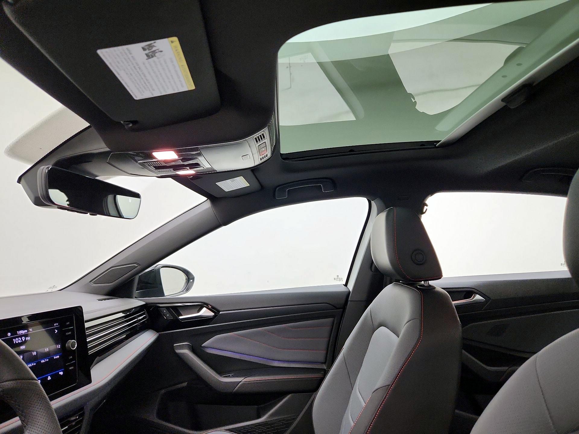 Thumbnail: 2025 Volkswagen Jetta - 19
