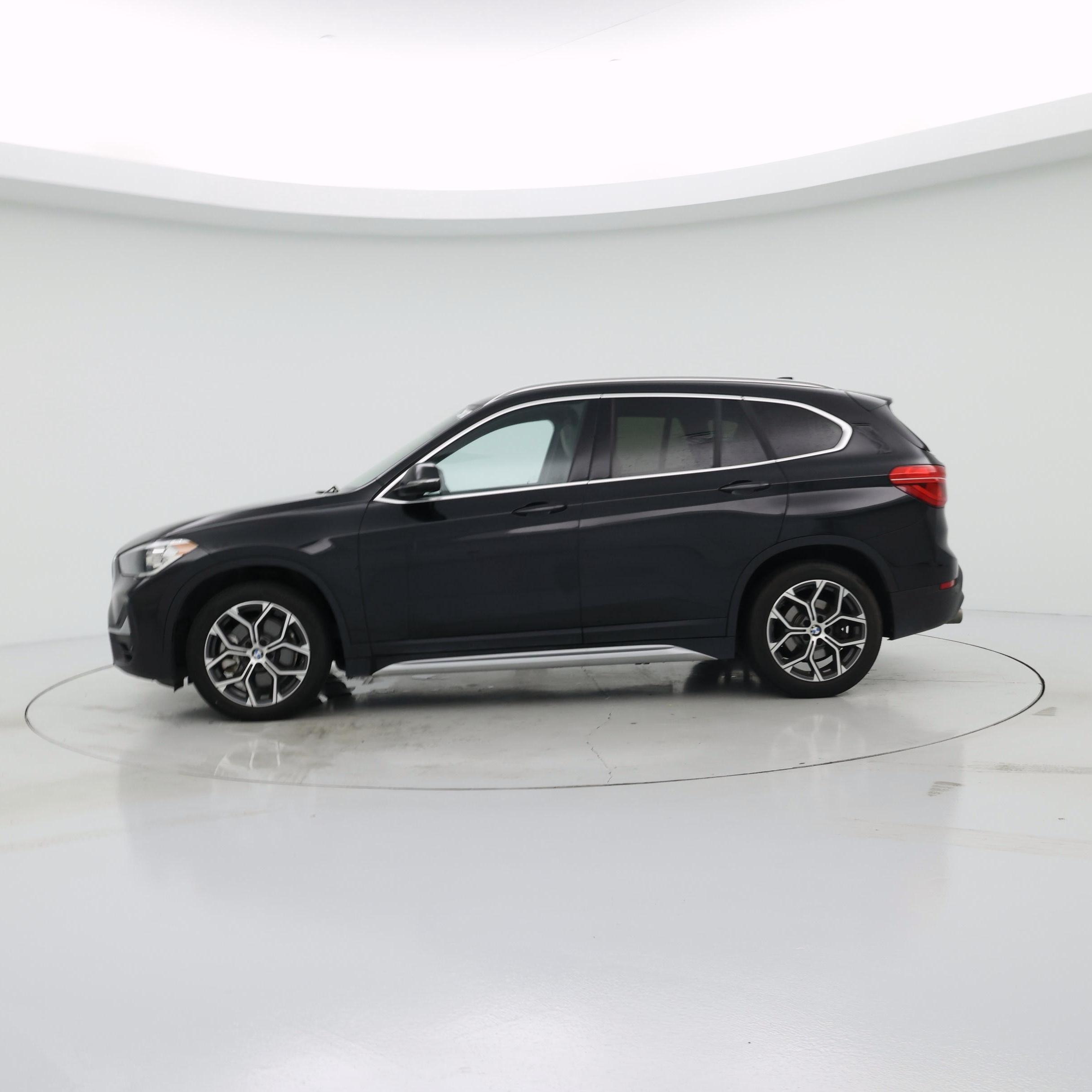 Thumbnail: 2022 BMW X1 - 3