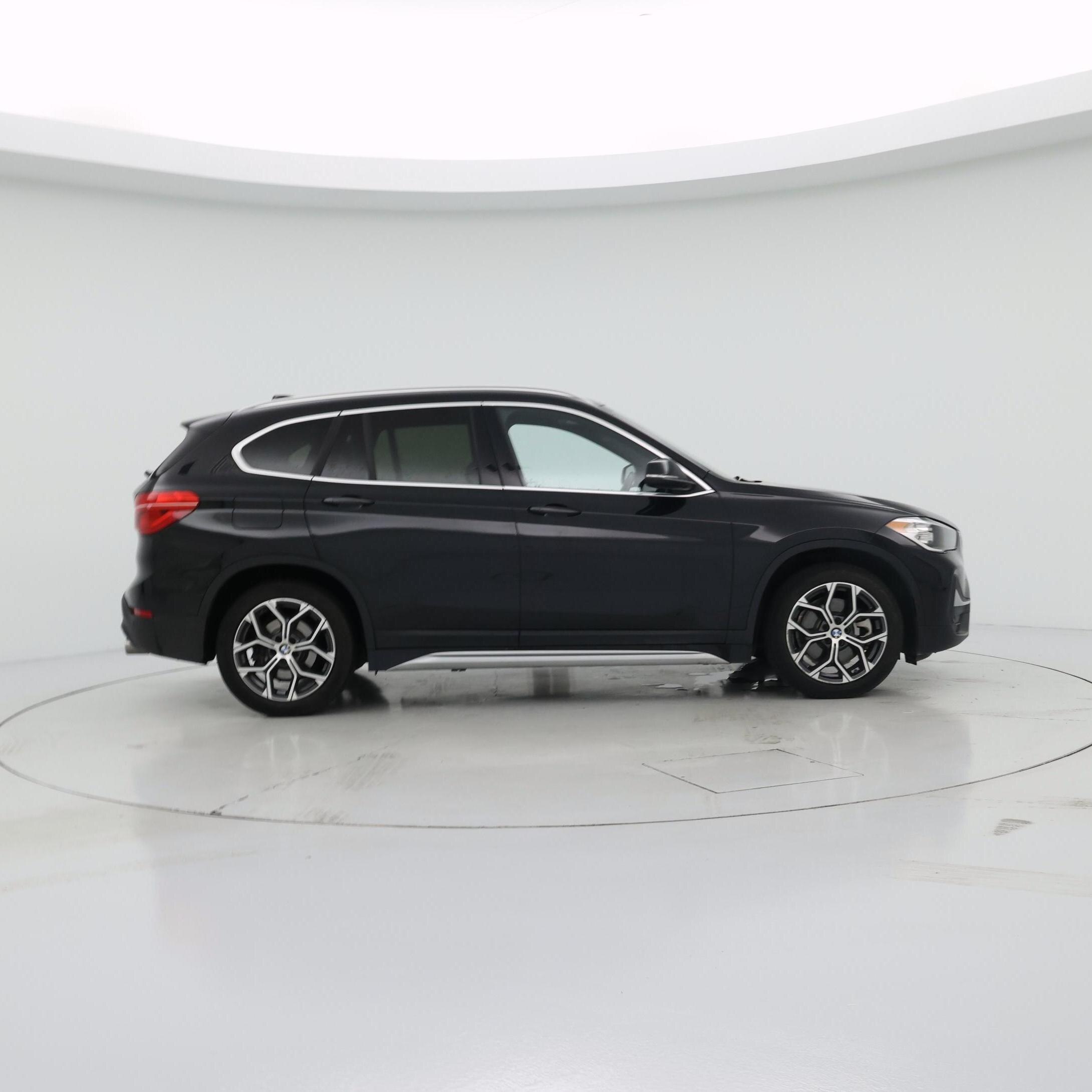 Thumbnail: 2022 BMW X1 - 7
