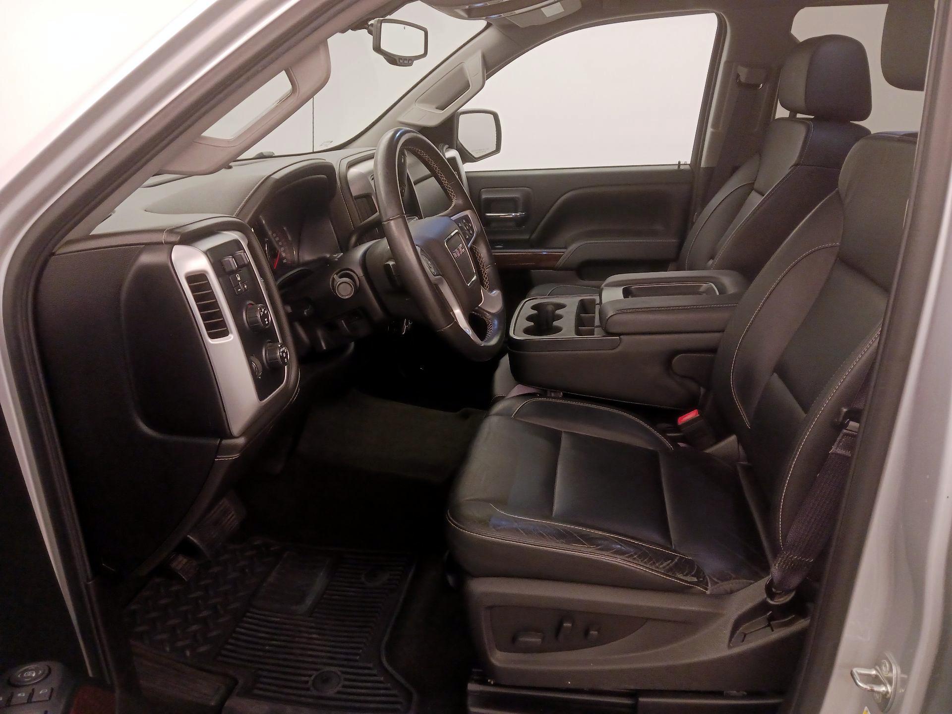 Thumbnail: 2016 GMC Sierra 2500 - 11