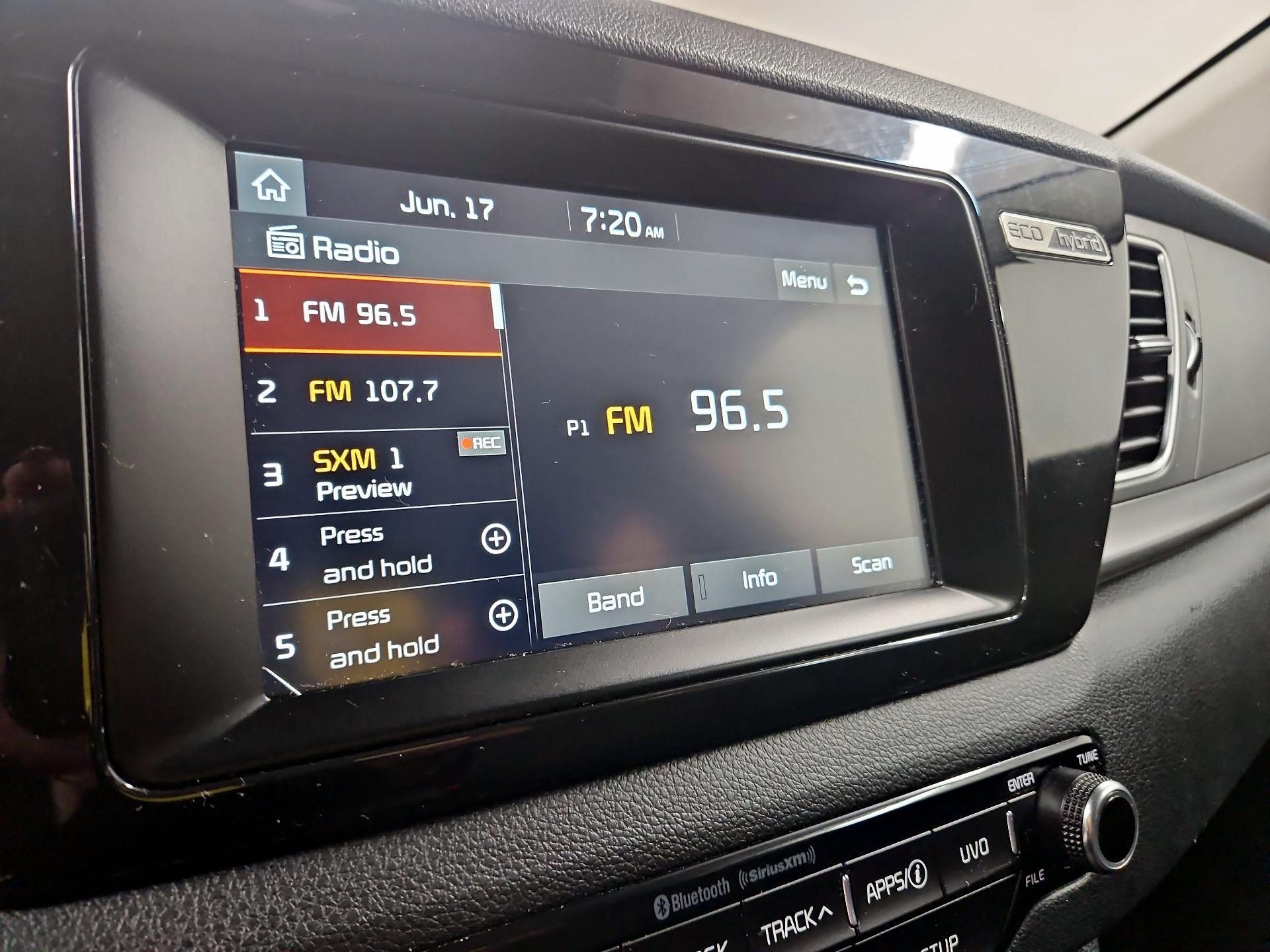 Thumbnail: 2019 Kia Niro - 15
