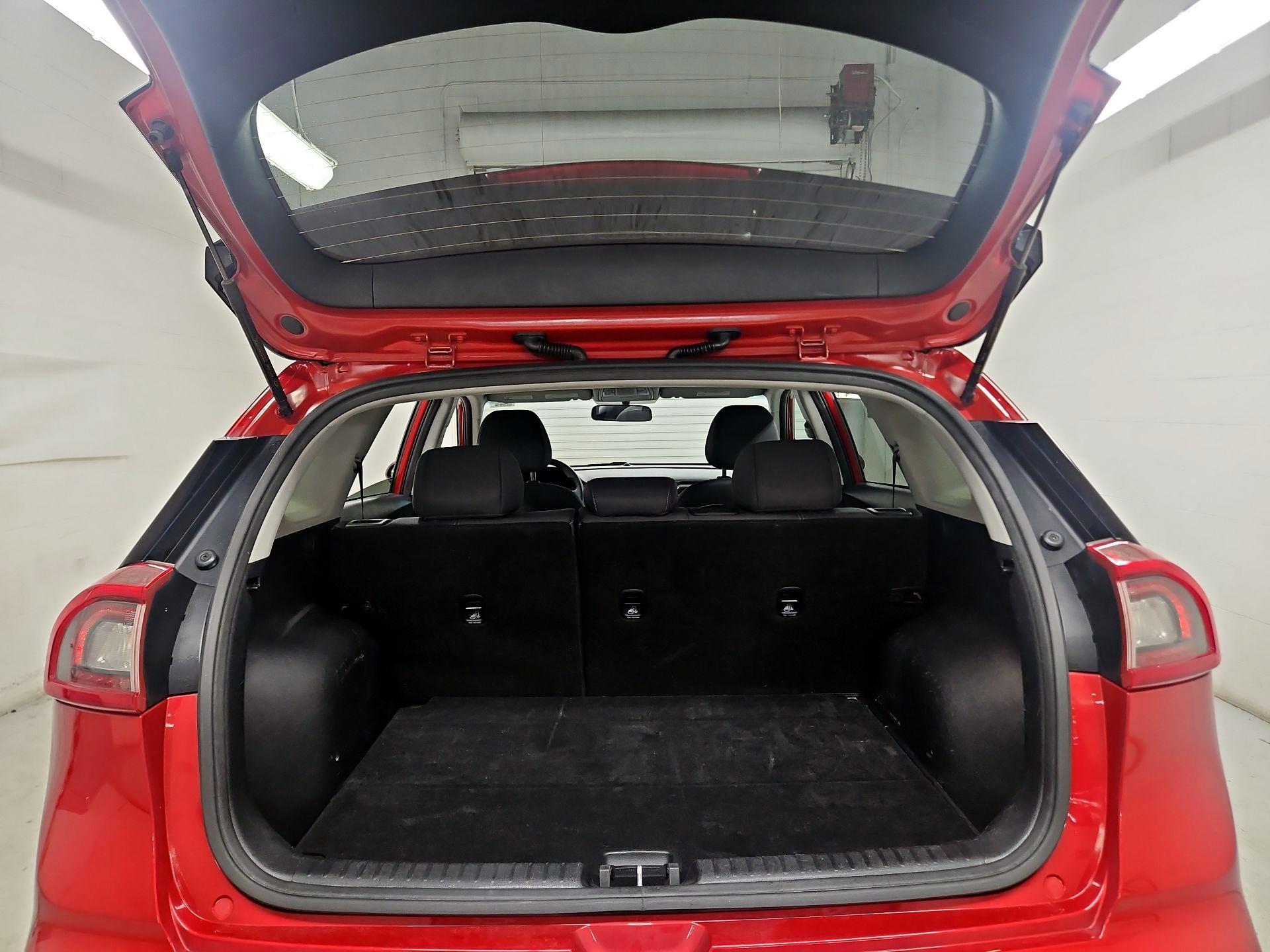 Thumbnail: 2019 Kia Niro - 20