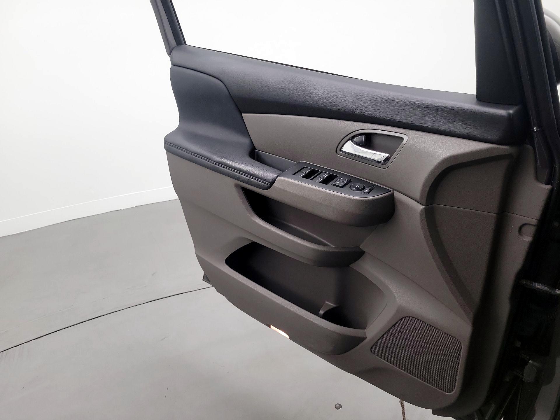 Thumbnail: 2015 Honda Odyssey - 12